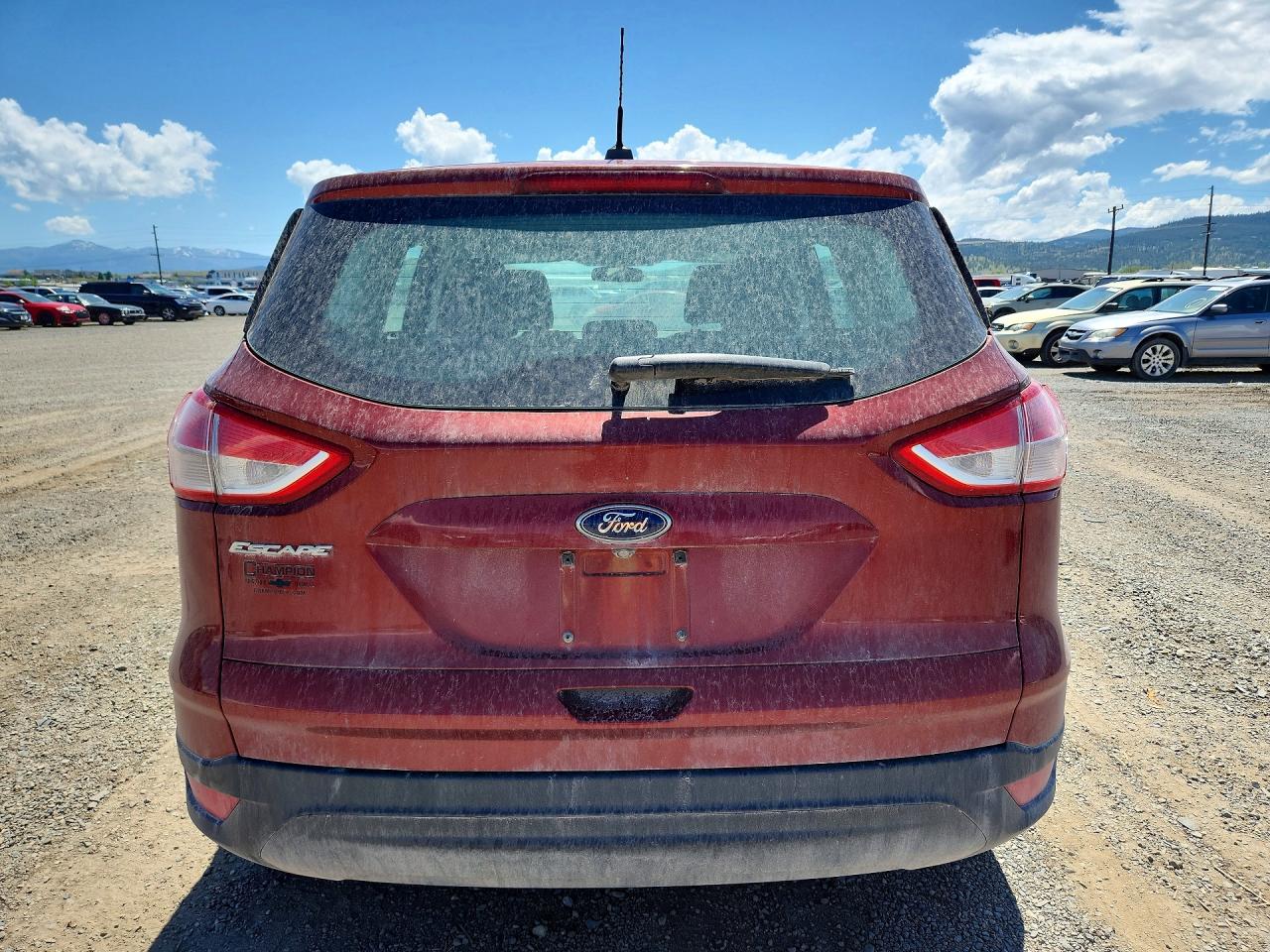 2015 Ford Escape S Red vin: 1FMCU0F71FUB28315