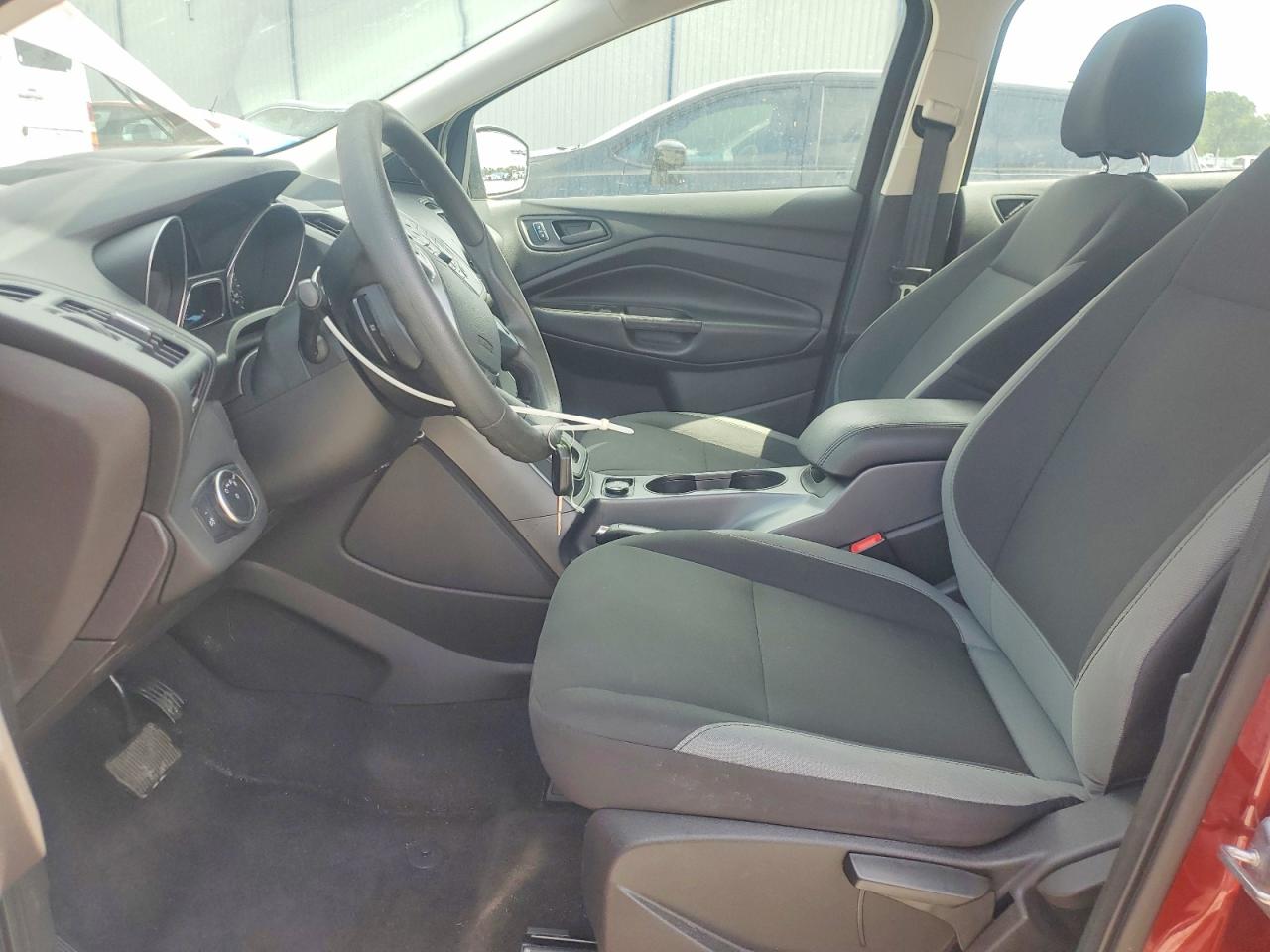 2015 Ford Escape S Burgundy vin: 1FMCU0F71FUB87705