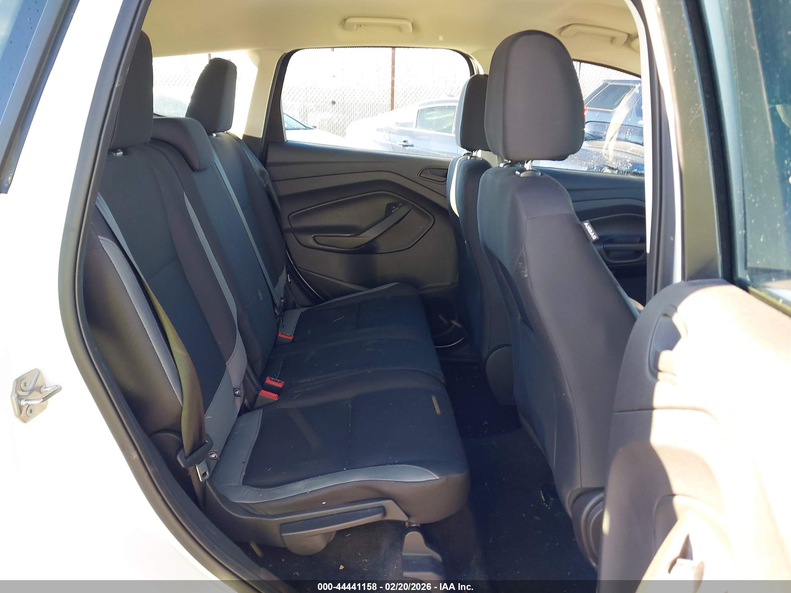 2015 Ford Escape S White vin: 1FMCU0F71FUC60460