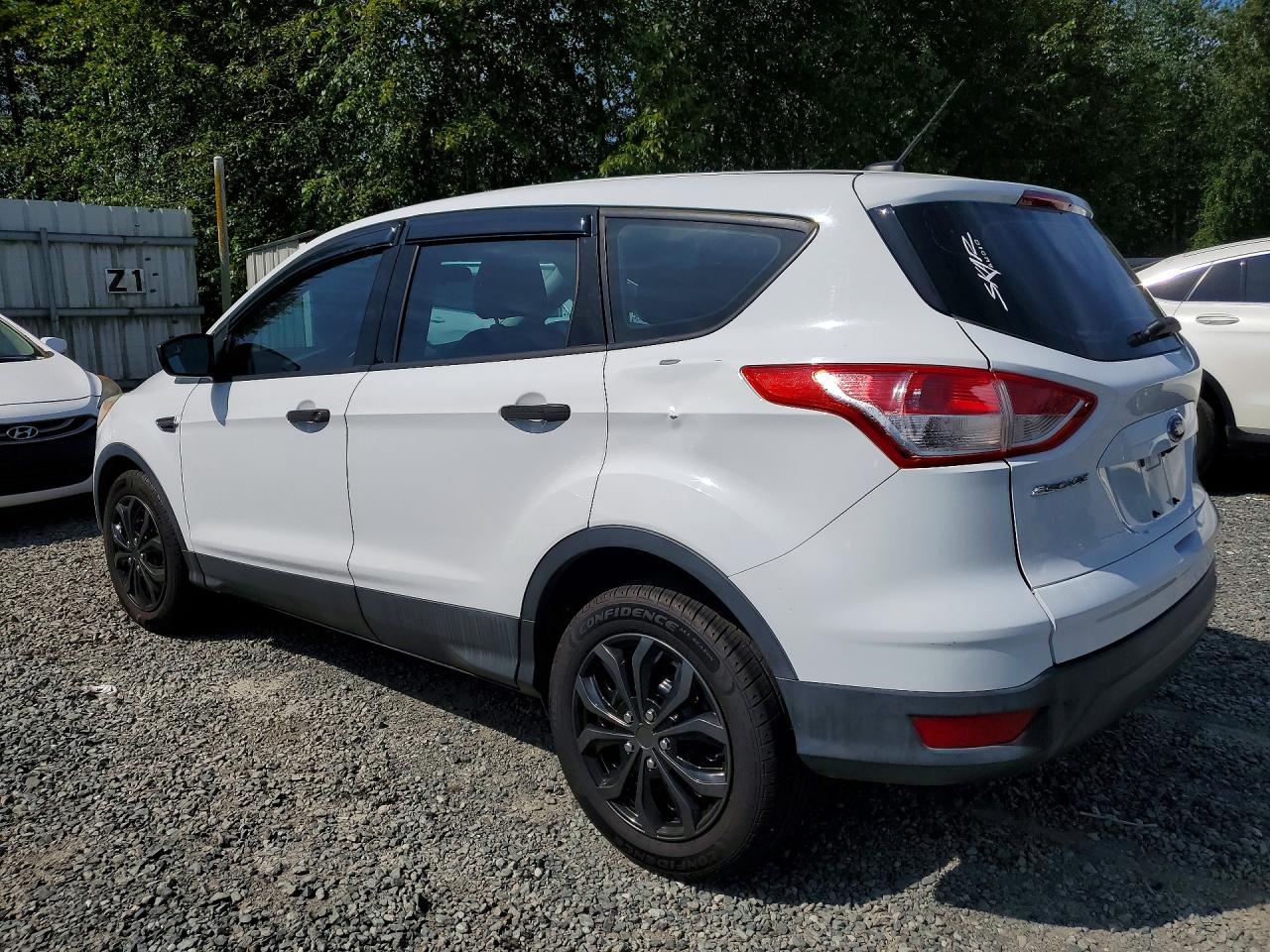 2016 Ford Escape S White vin: 1FMCU0F71GUC80497