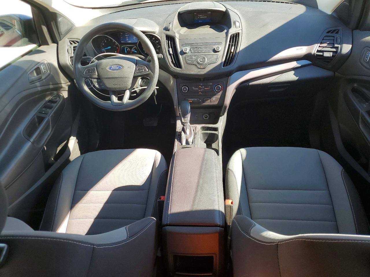 2019 Ford Escape S Оранжевый vin: 1FMCU0F71KUA31092