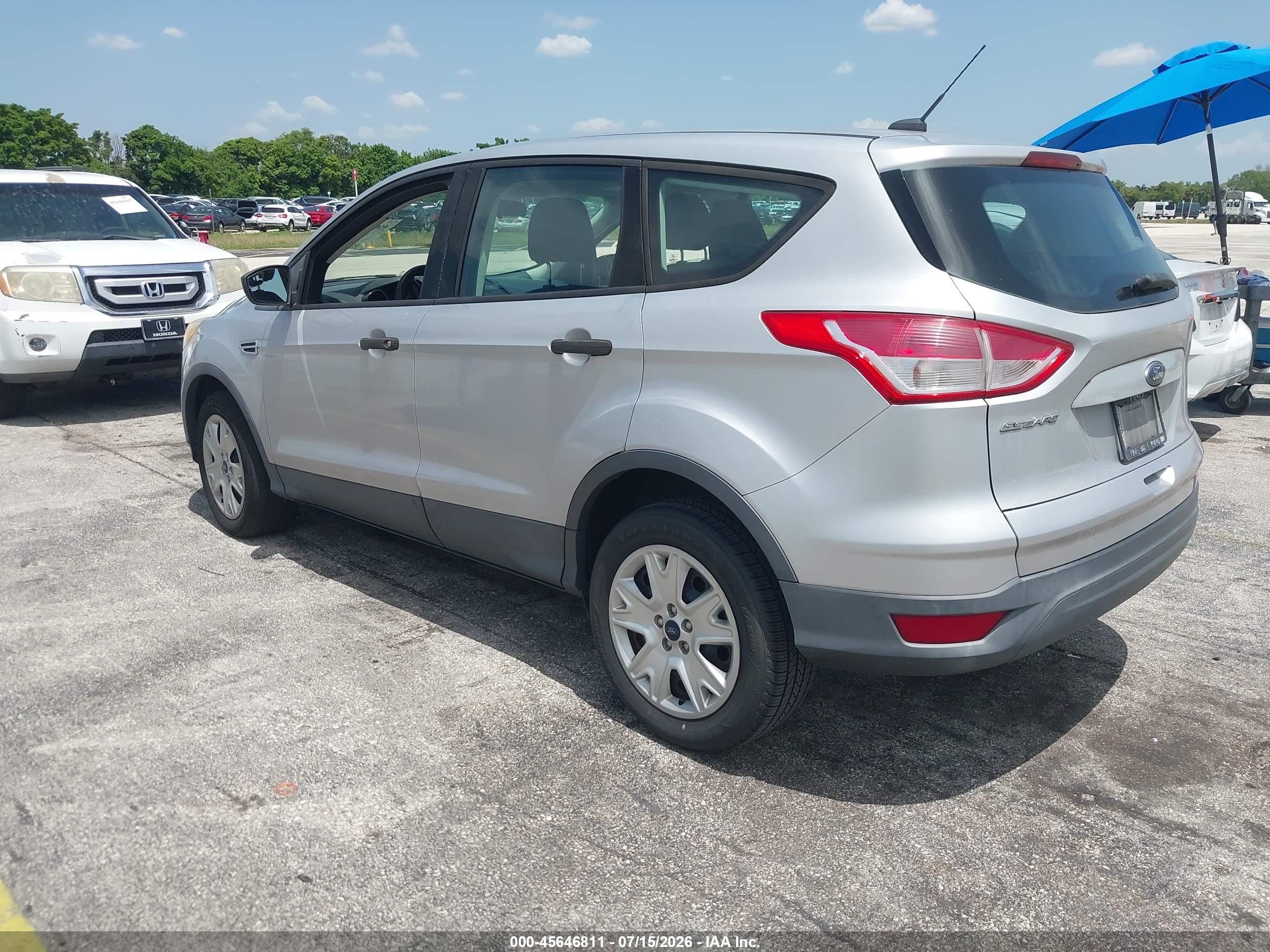 2013 Ford Escape S Silver vin: 1FMCU0F72DUB50997