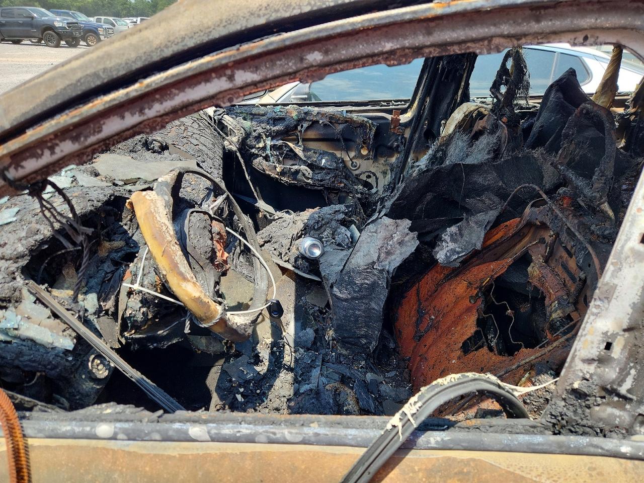 2013 Ford Escape S Burn vin: 1FMCU0F72DUB60607