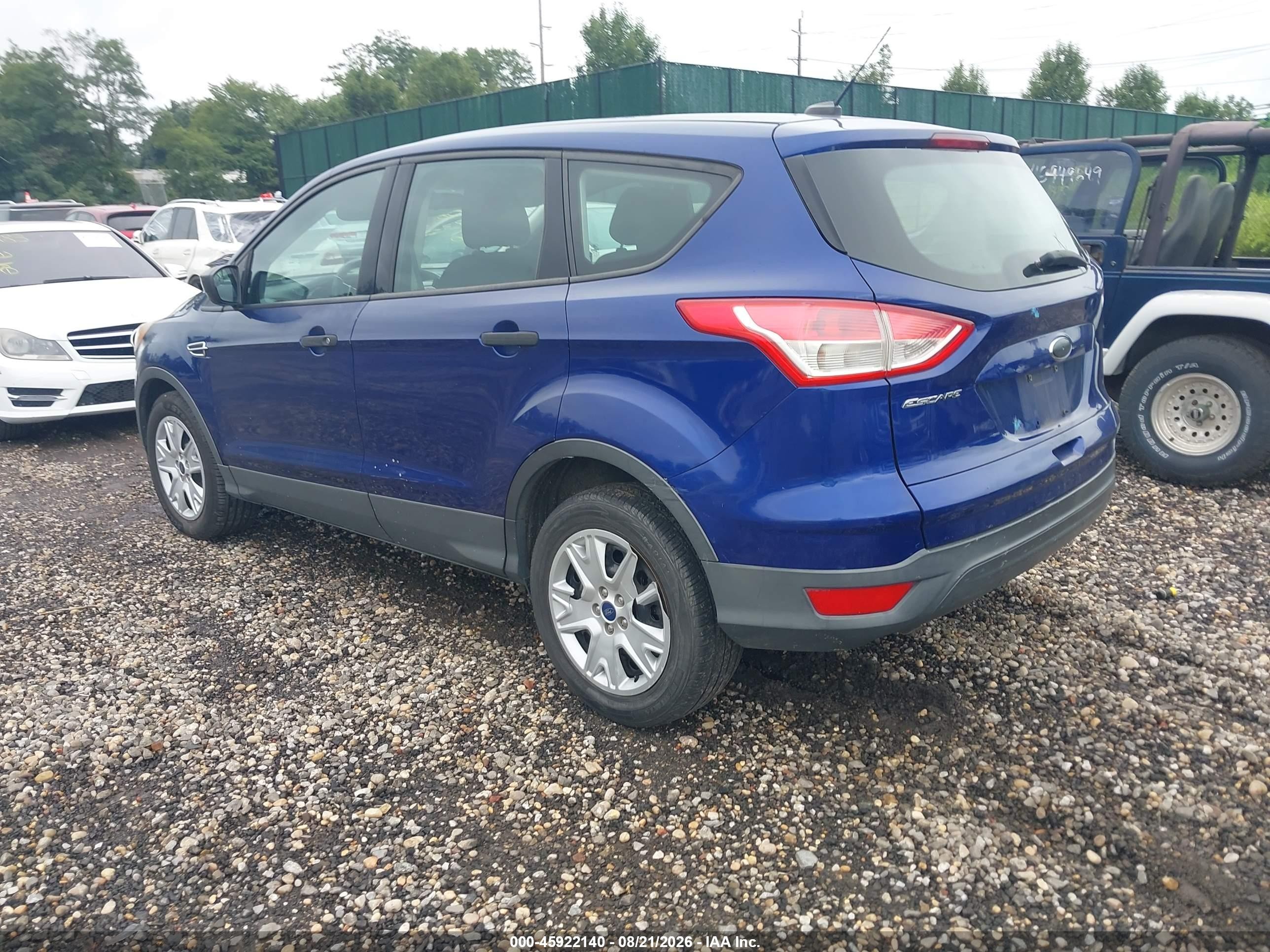2013 Ford Escape S Blue vin: 1FMCU0F72DUB68156