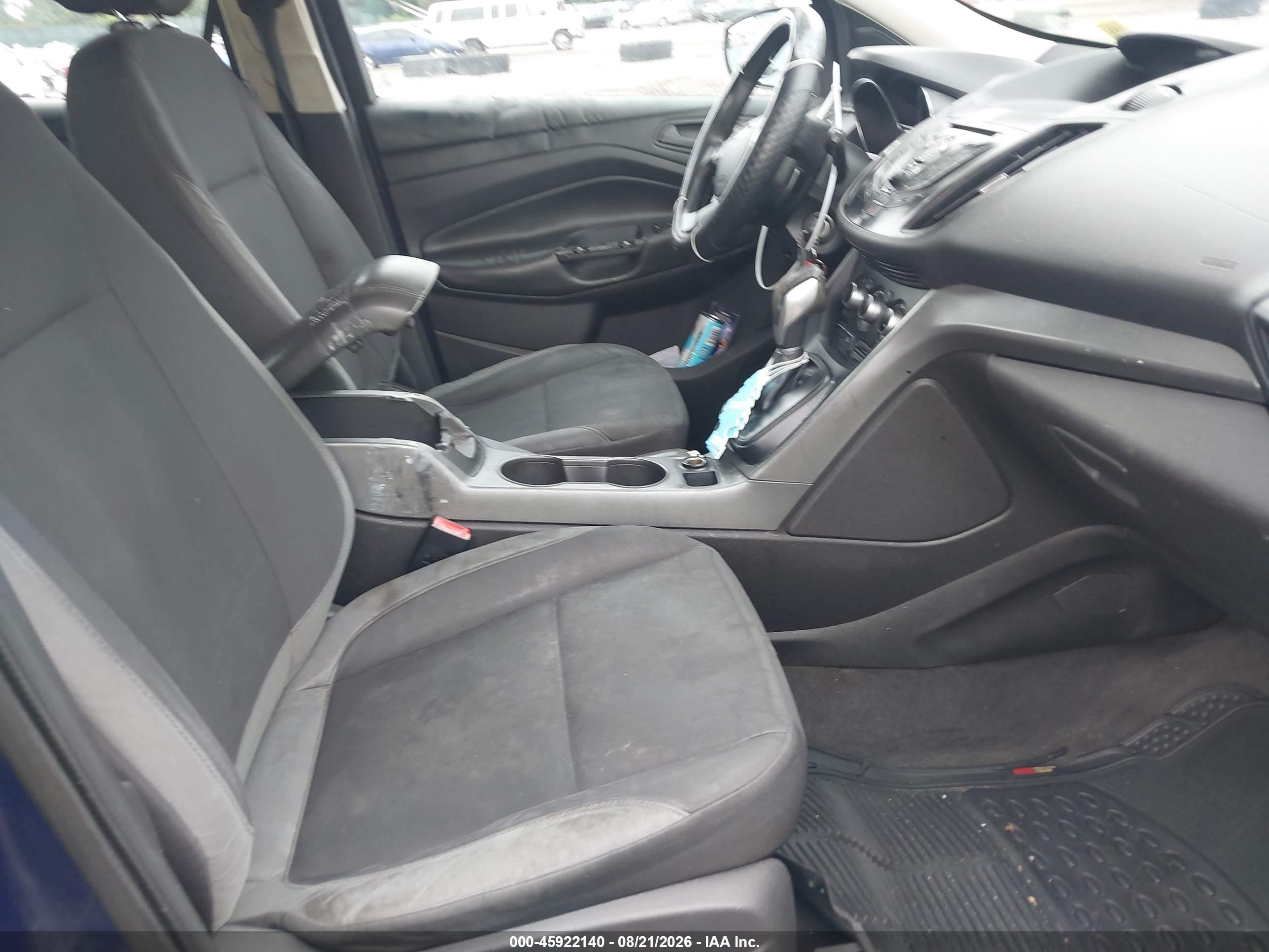 2013 Ford Escape S Blue vin: 1FMCU0F72DUB68156