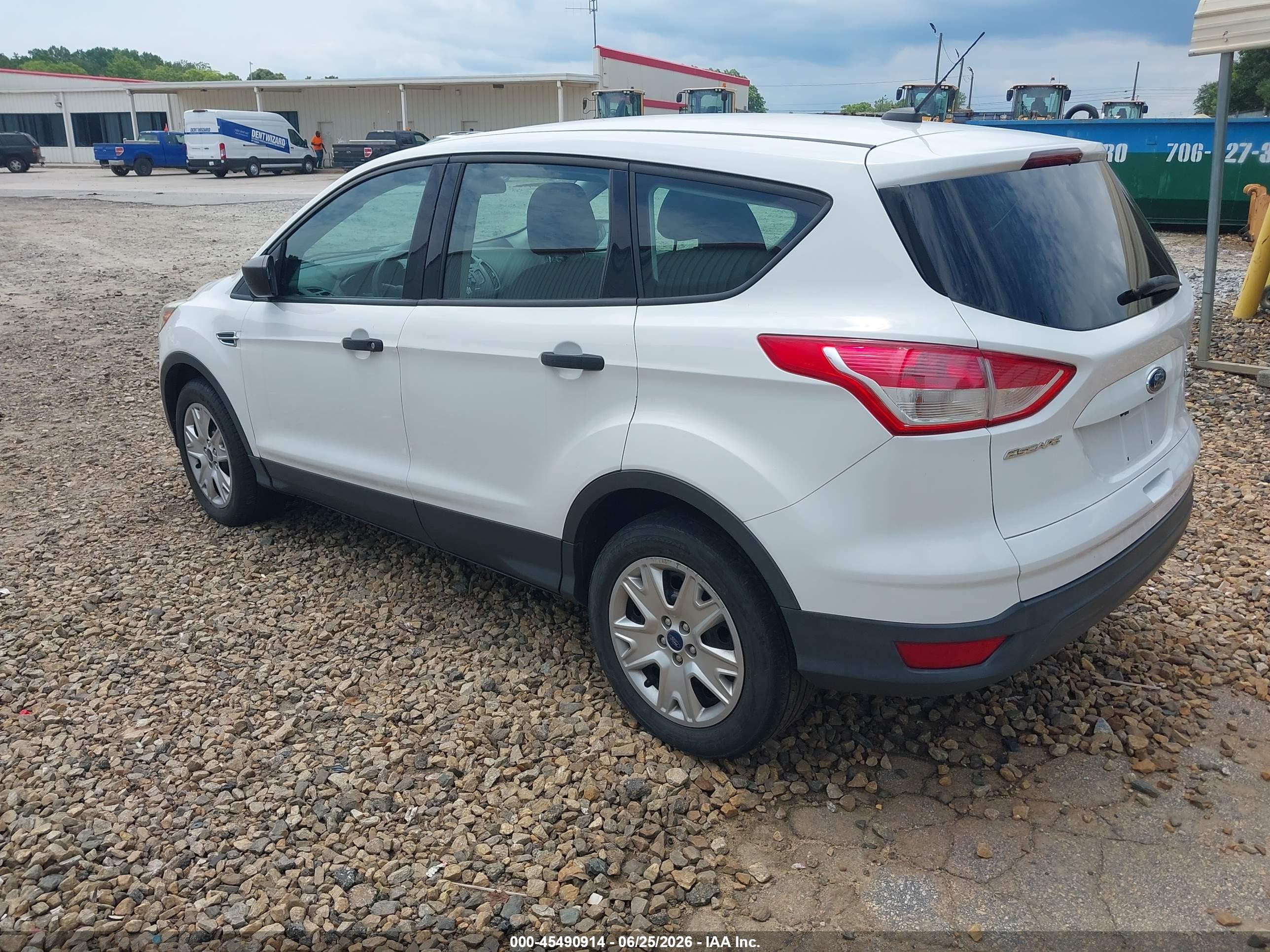 2013 Ford Escape S White vin: 1FMCU0F72DUC03701