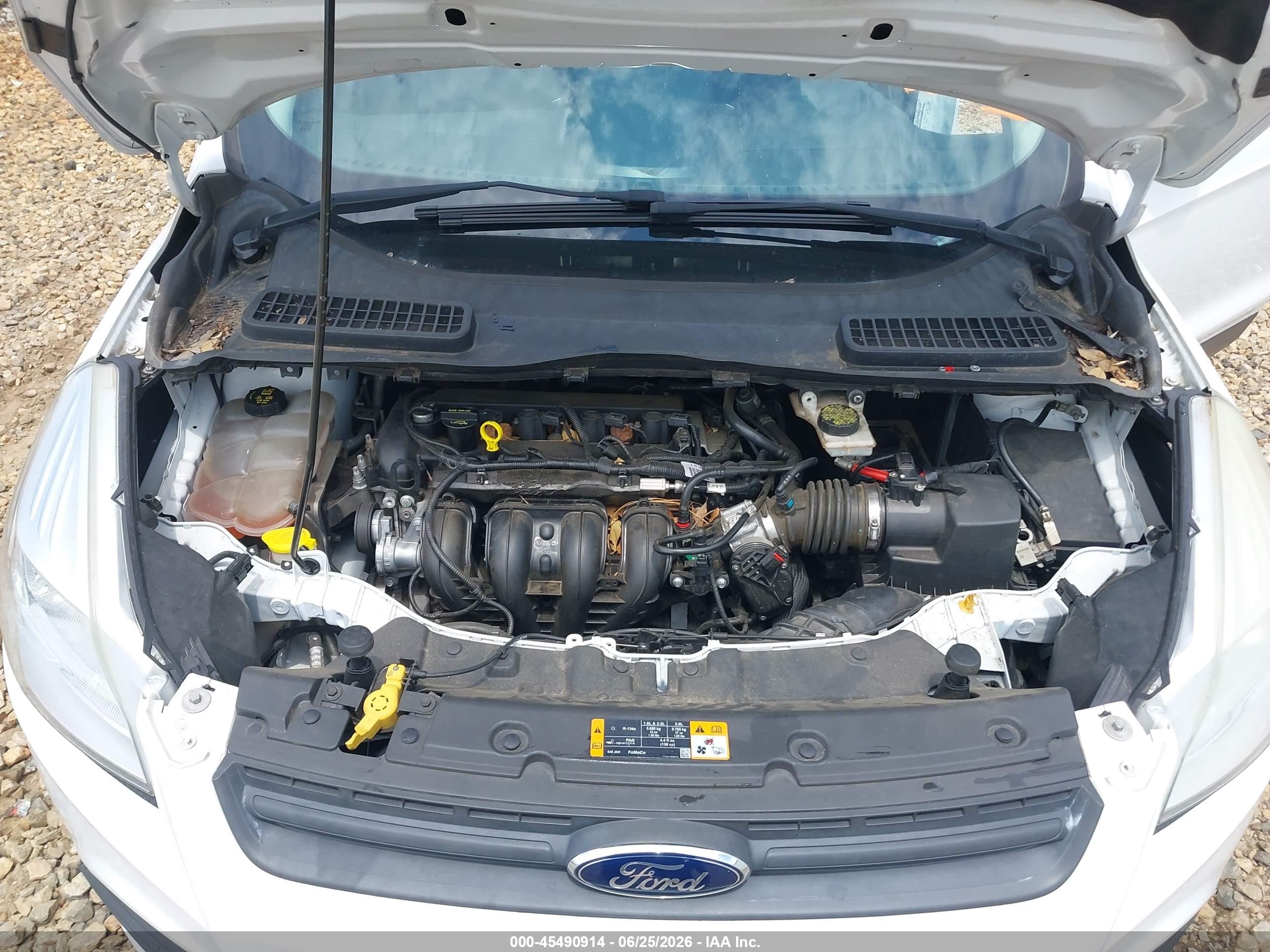 2013 Ford Escape S White vin: 1FMCU0F72DUC03701