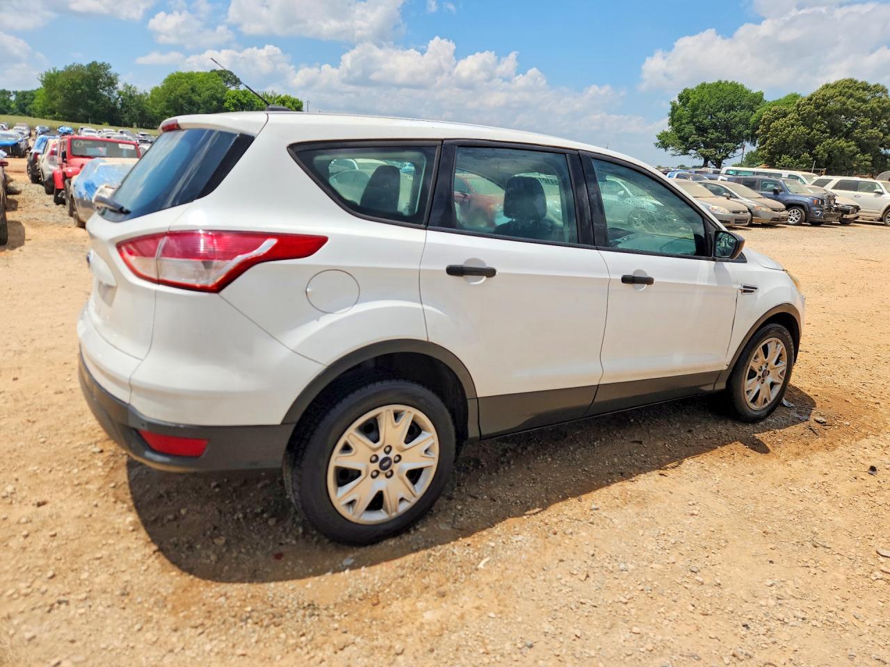 2013 Ford Escape S White vin: 1FMCU0F72DUC03763