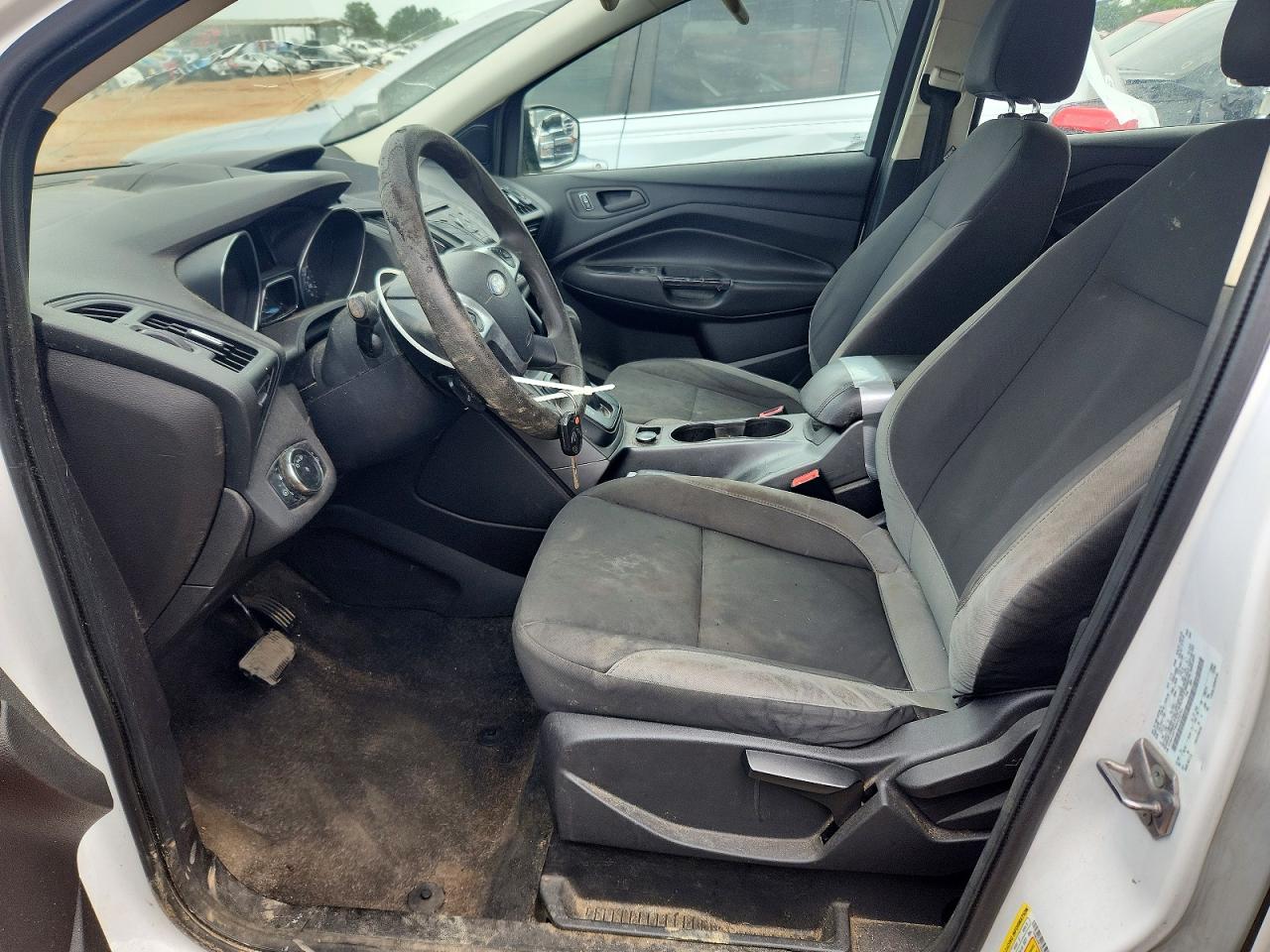 2013 Ford Escape S White vin: 1FMCU0F72DUC03763
