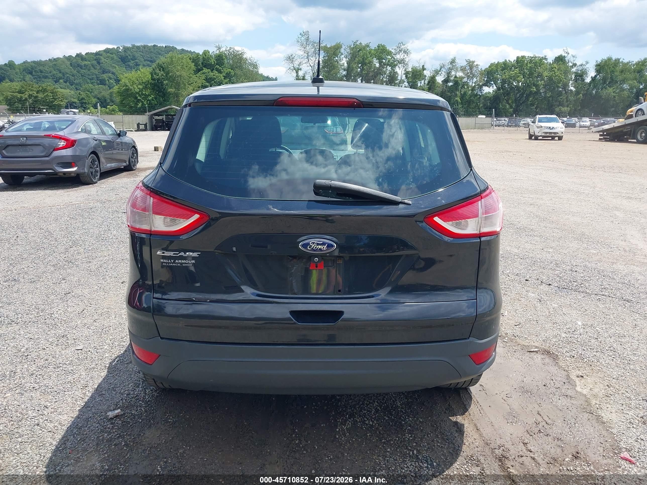2013 Ford Escape S Black vin: 1FMCU0F72DUC18943