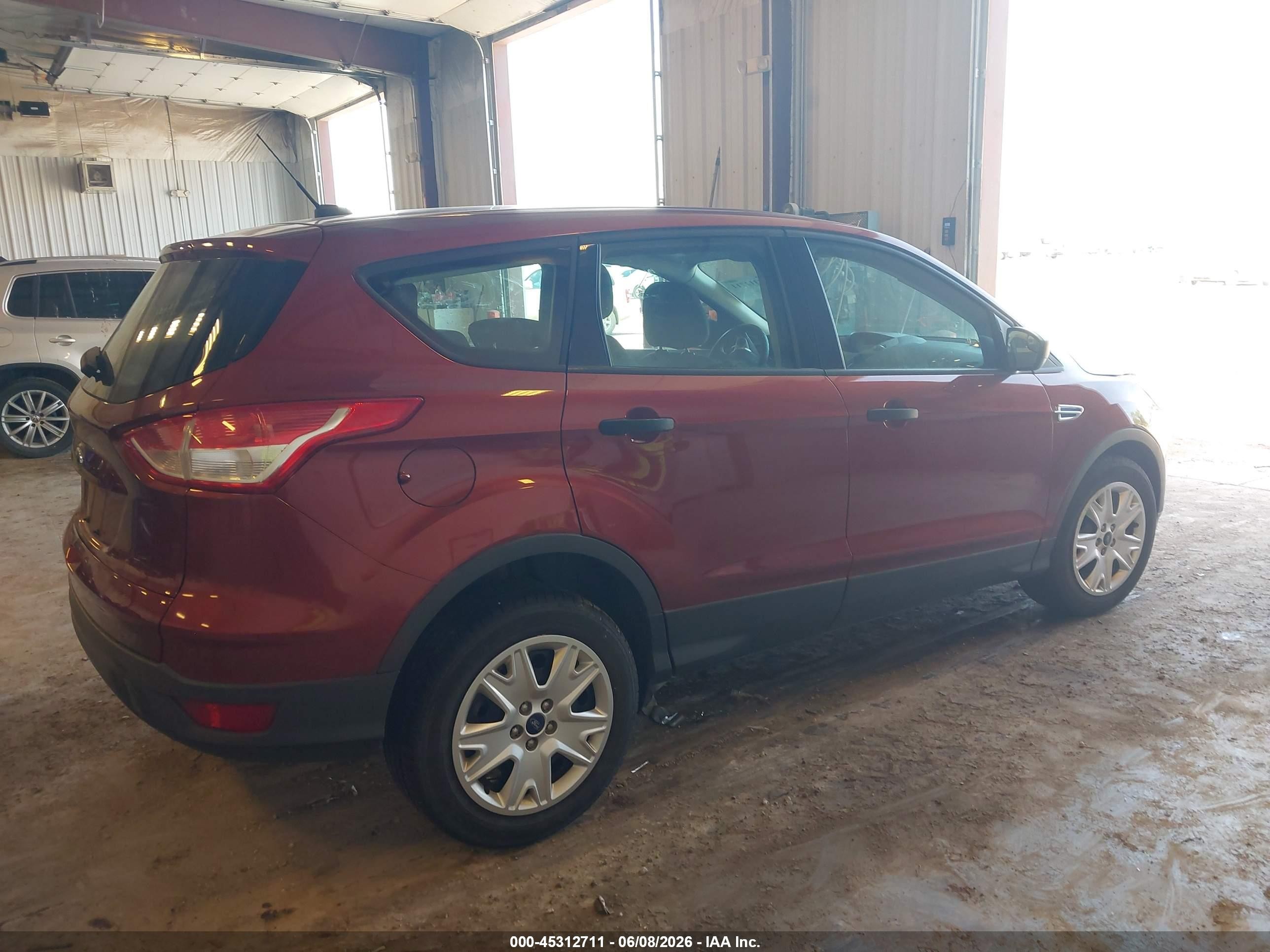 2014 Ford Escape S Red vin: 1FMCU0F72EUB60124