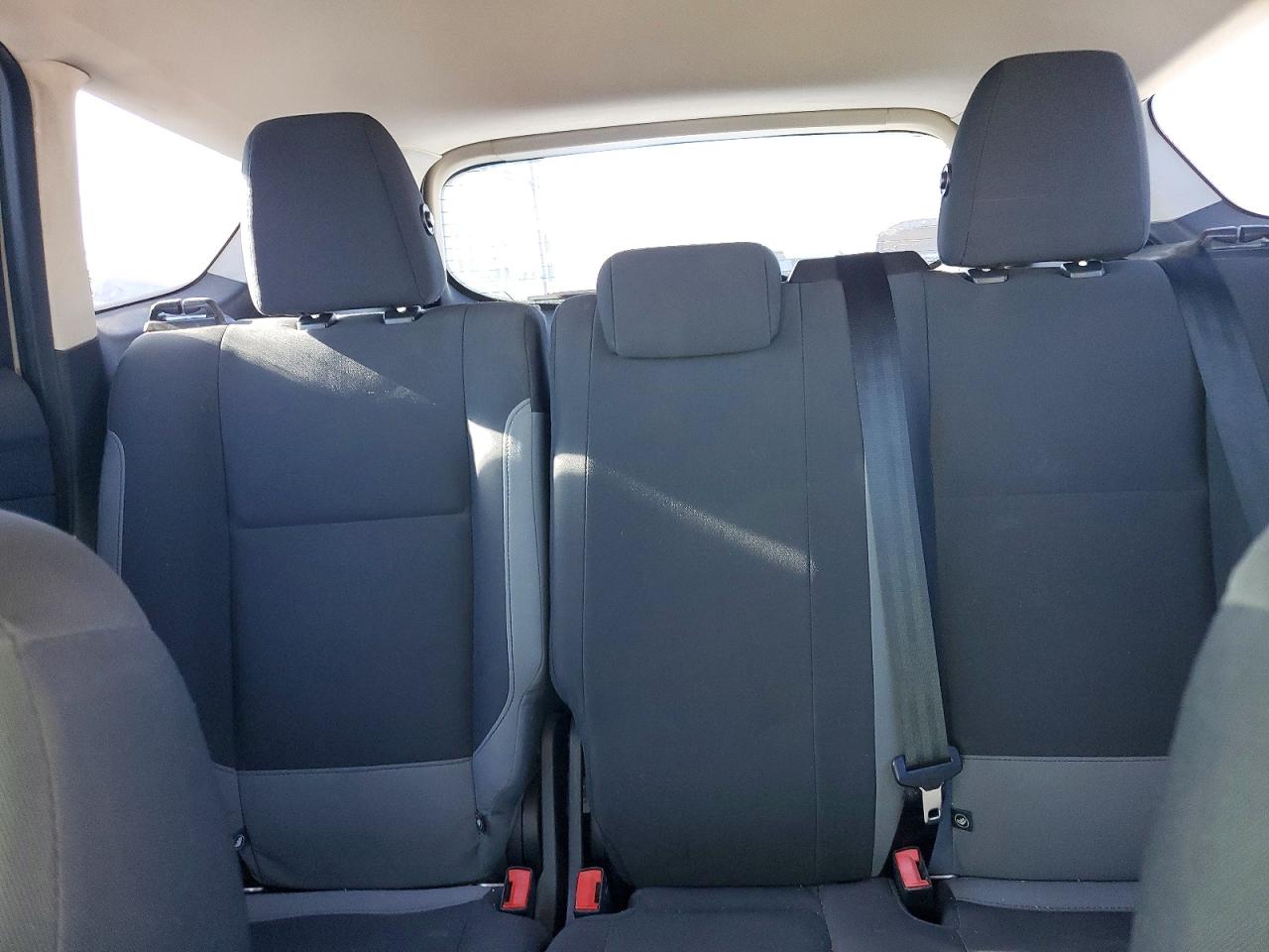 2014 Ford Escape S Silver vin: 1FMCU0F72EUE27472
