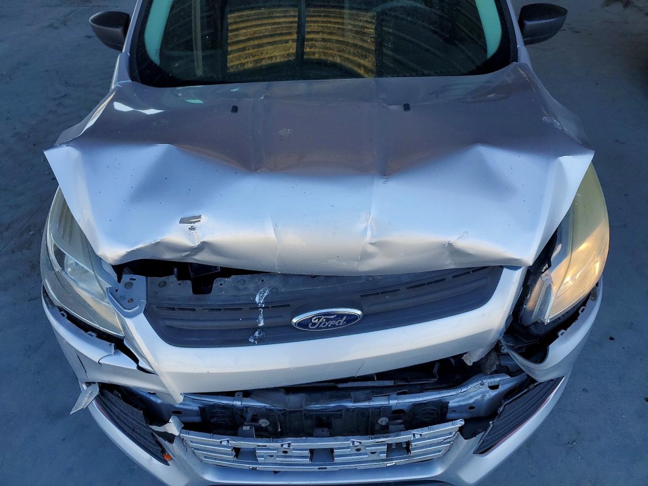 2015 Ford Escape Silver vin: 1FMCU0F72FUA73910