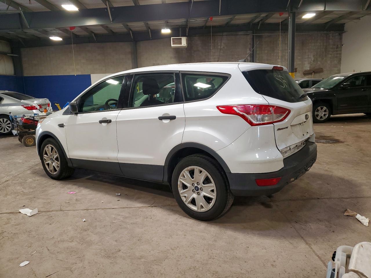 2015 Ford Escape S White vin: 1FMCU0F72FUB54597