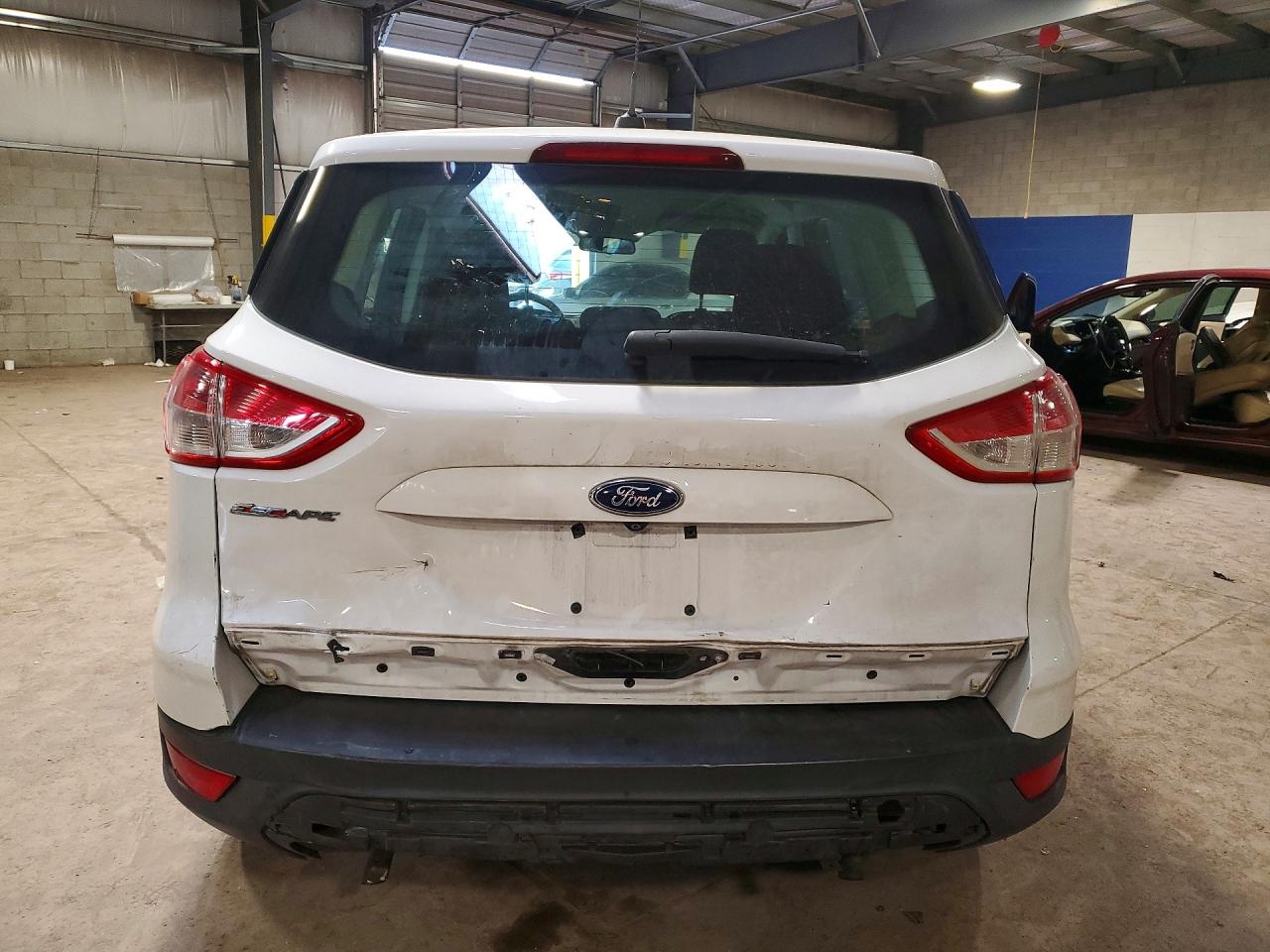 2015 Ford Escape S White vin: 1FMCU0F72FUB54597