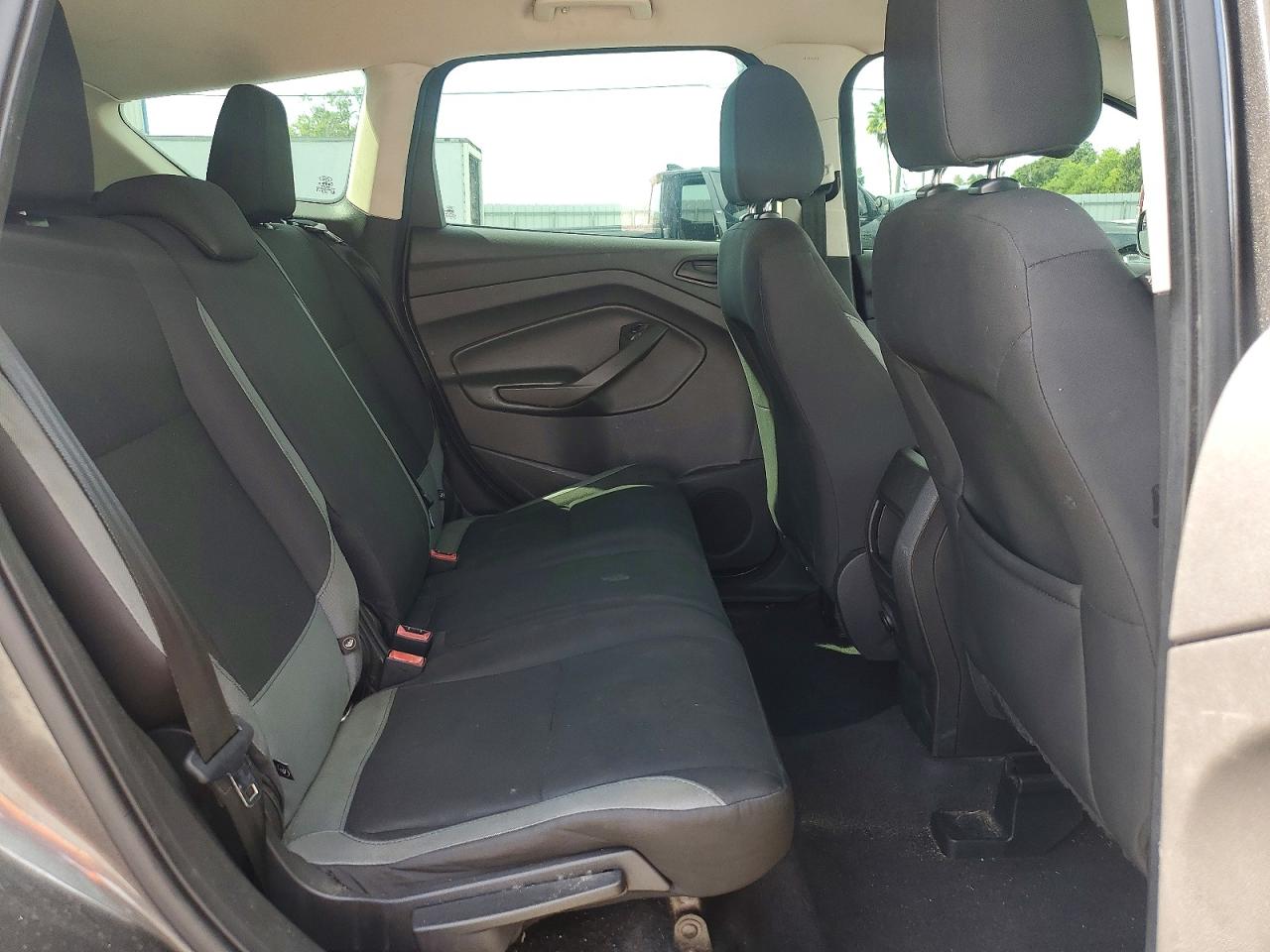2015 Ford Escape S Gray vin: 1FMCU0F72FUB56656