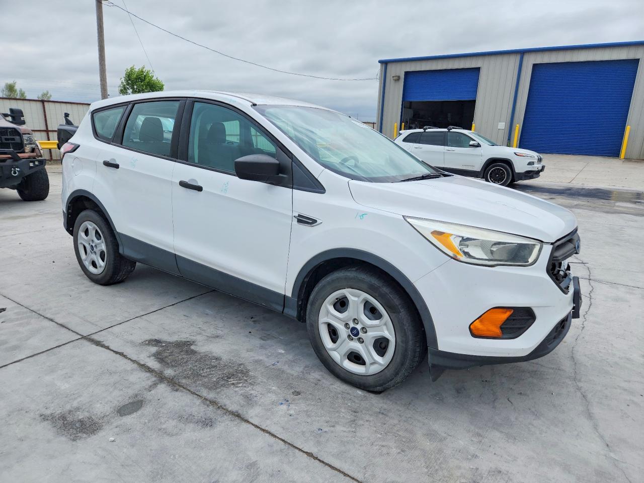2017 Ford Escape S White vin: 1FMCU0F72HUB60192