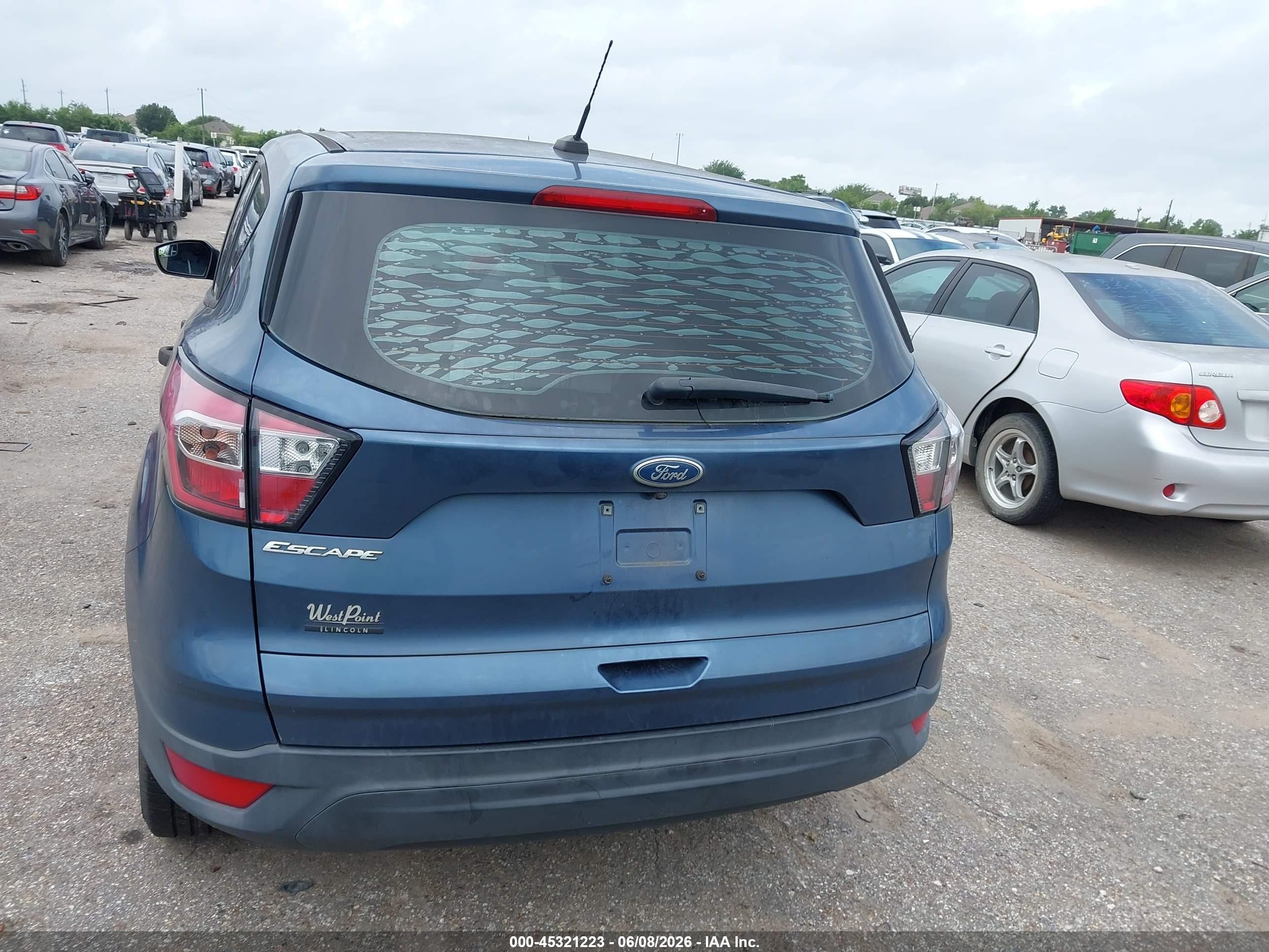 2018 Ford Escape S Blue vin: 1FMCU0F72JUA09309