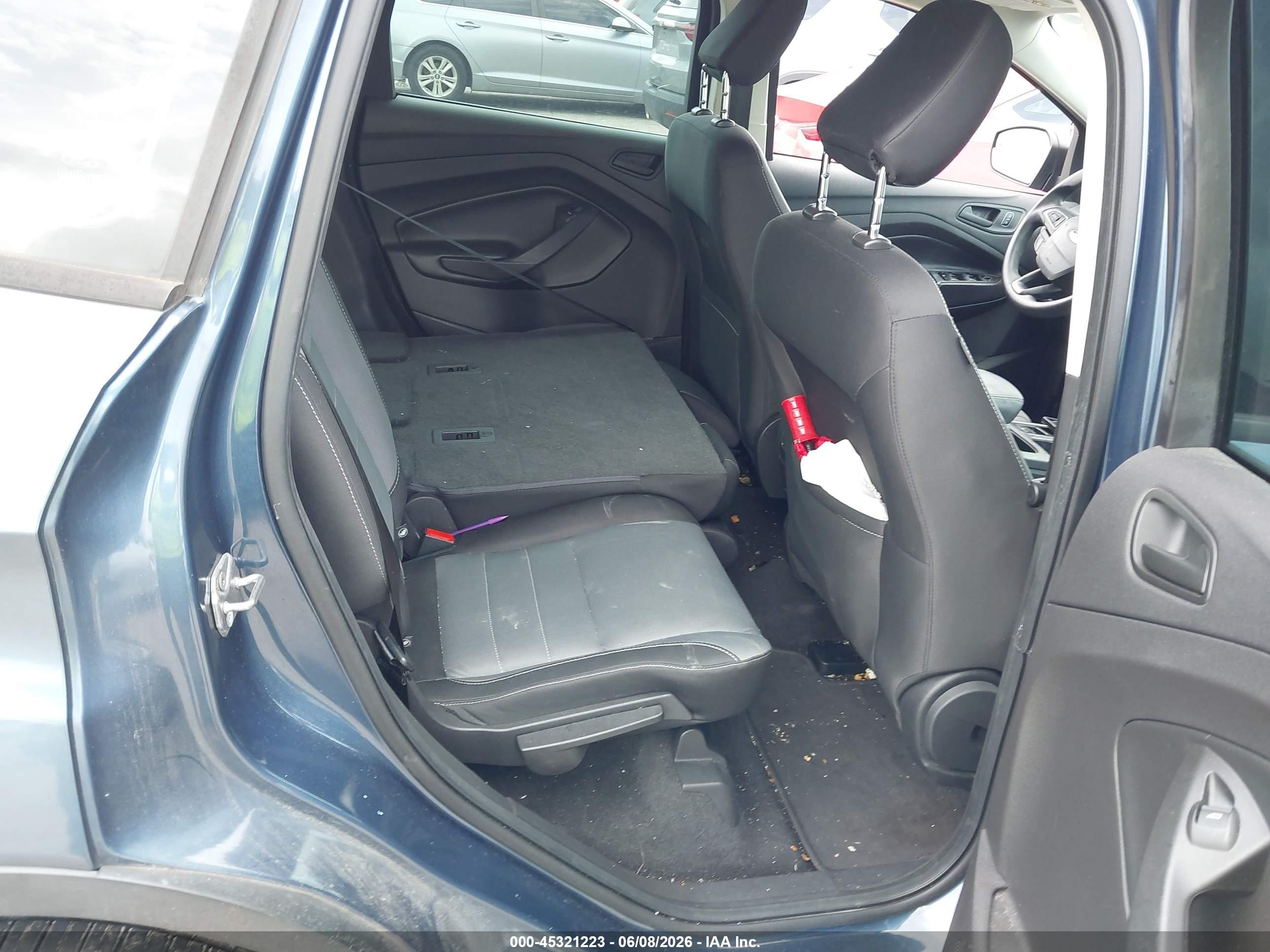 2018 Ford Escape S Blue vin: 1FMCU0F72JUA09309