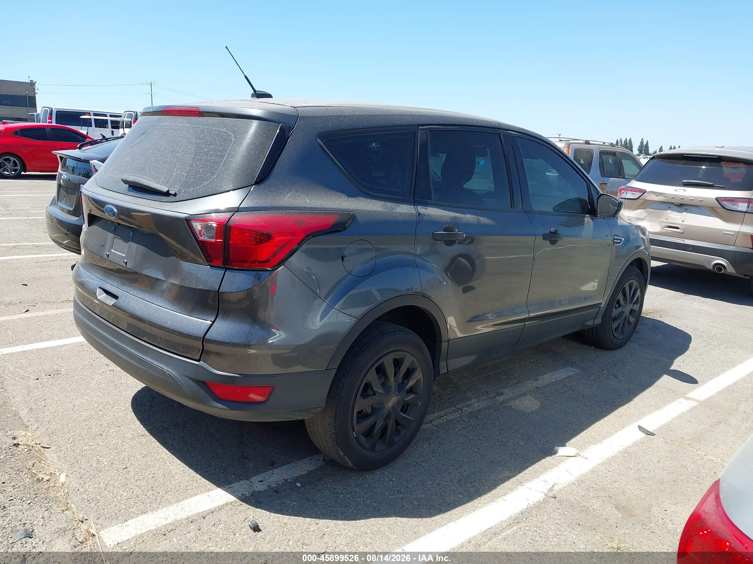 2019 Ford Escape S Gray vin: 1FMCU0F72KUB86900