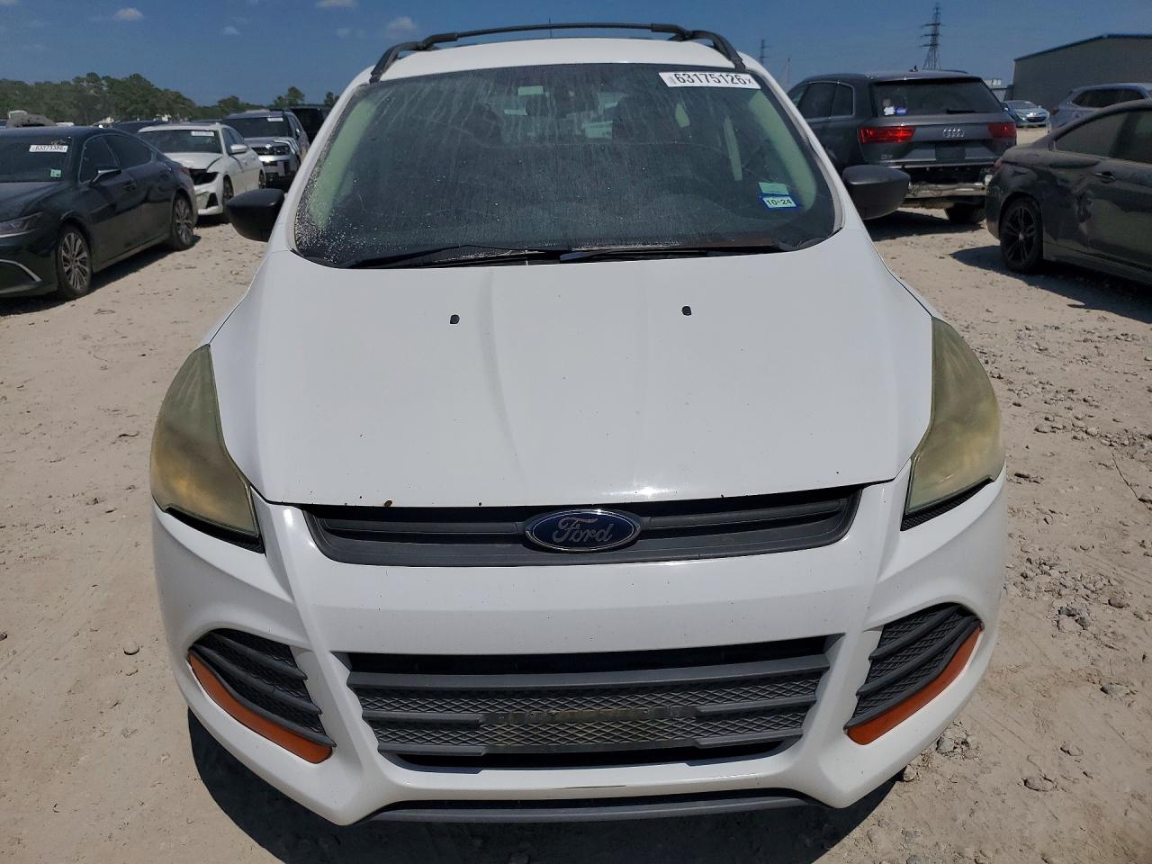 2013 Ford Escape S White vin: 1FMCU0F73DUD11373
