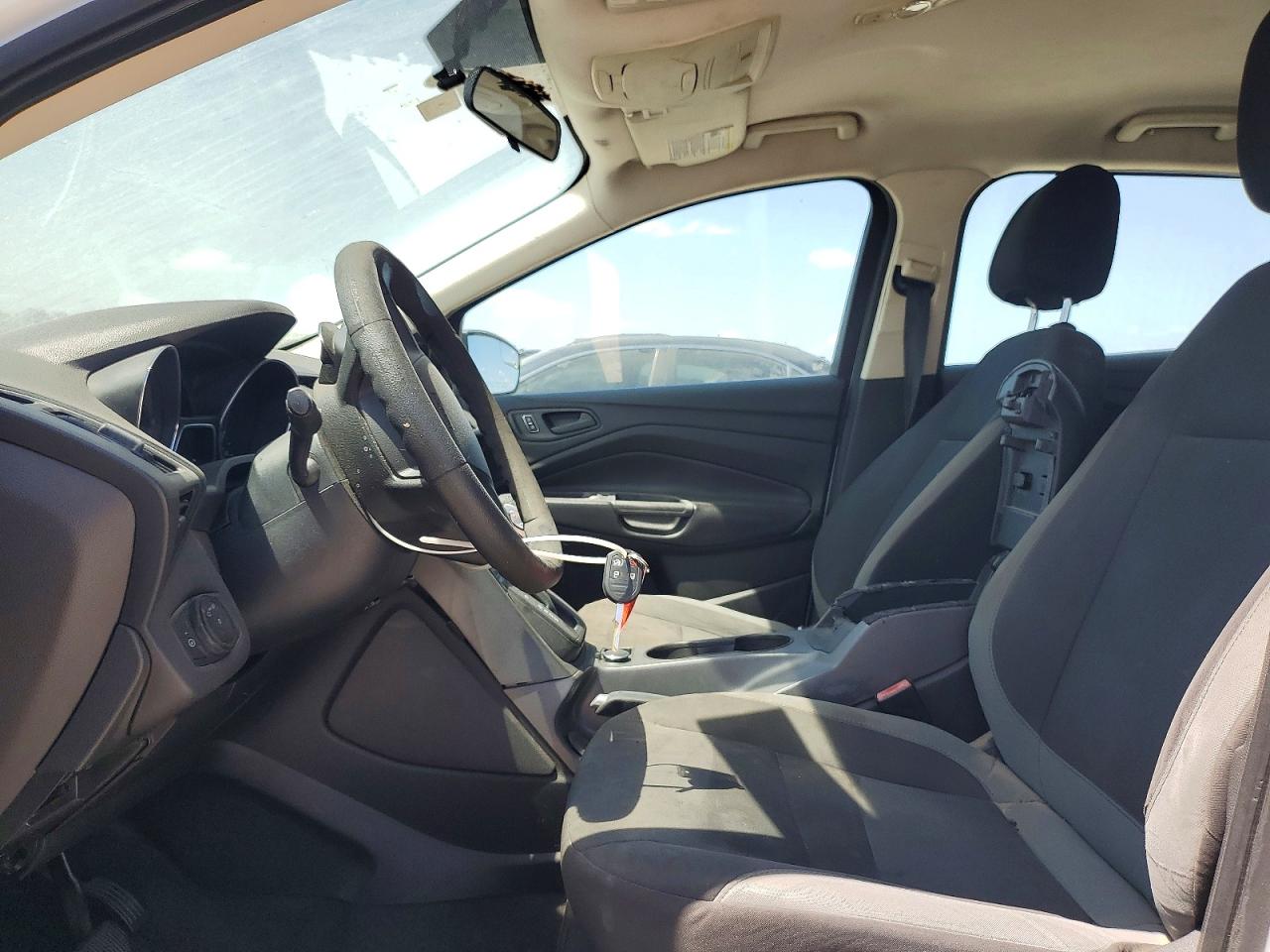 2013 Ford Escape S White vin: 1FMCU0F73DUD11373