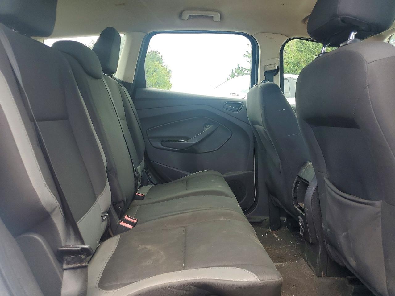 2014 Ford Escape White vin: 1FMCU0F73EUB56311