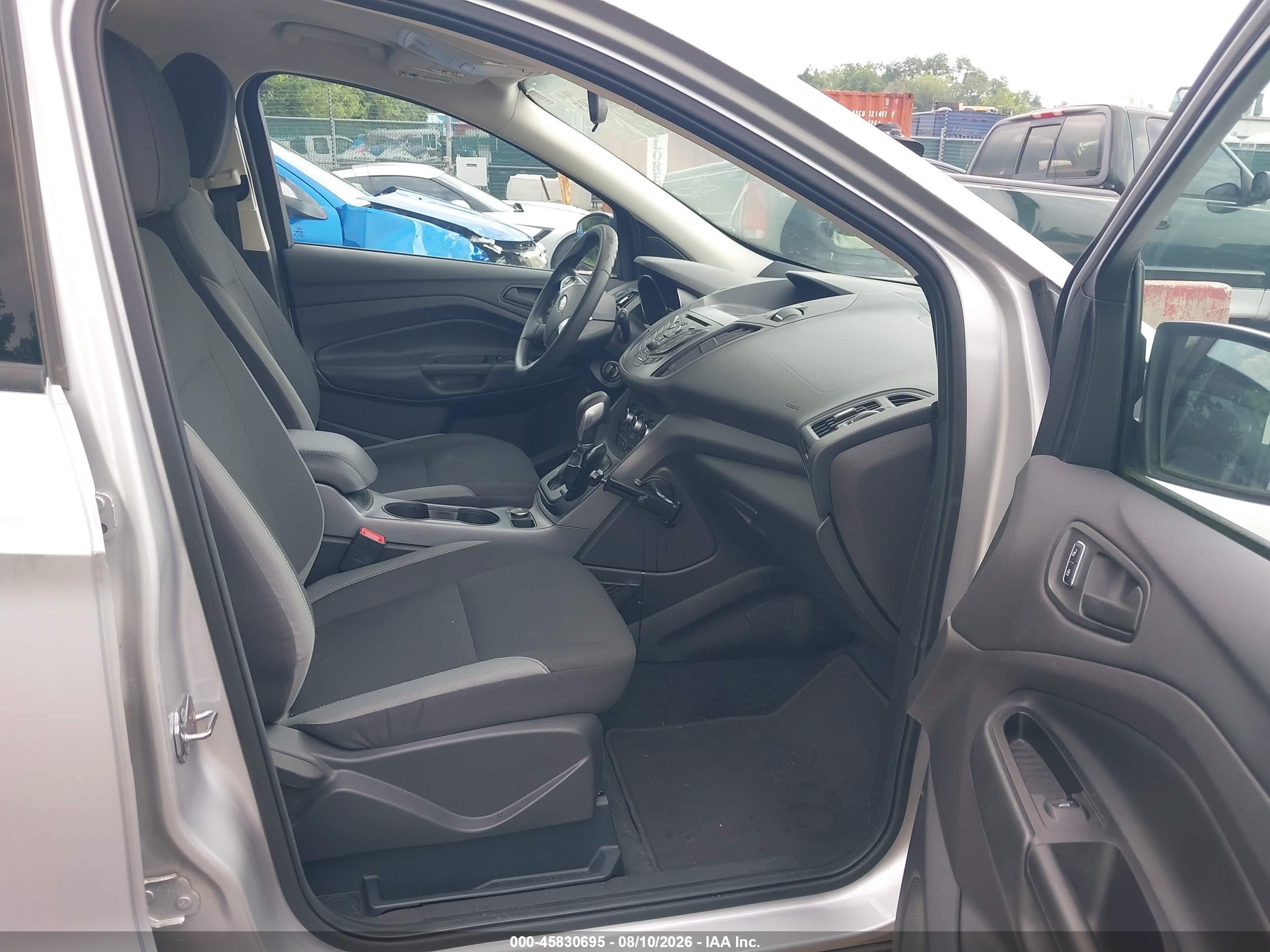 2015 Ford Escape S Silver vin: 1FMCU0F73FUA61555