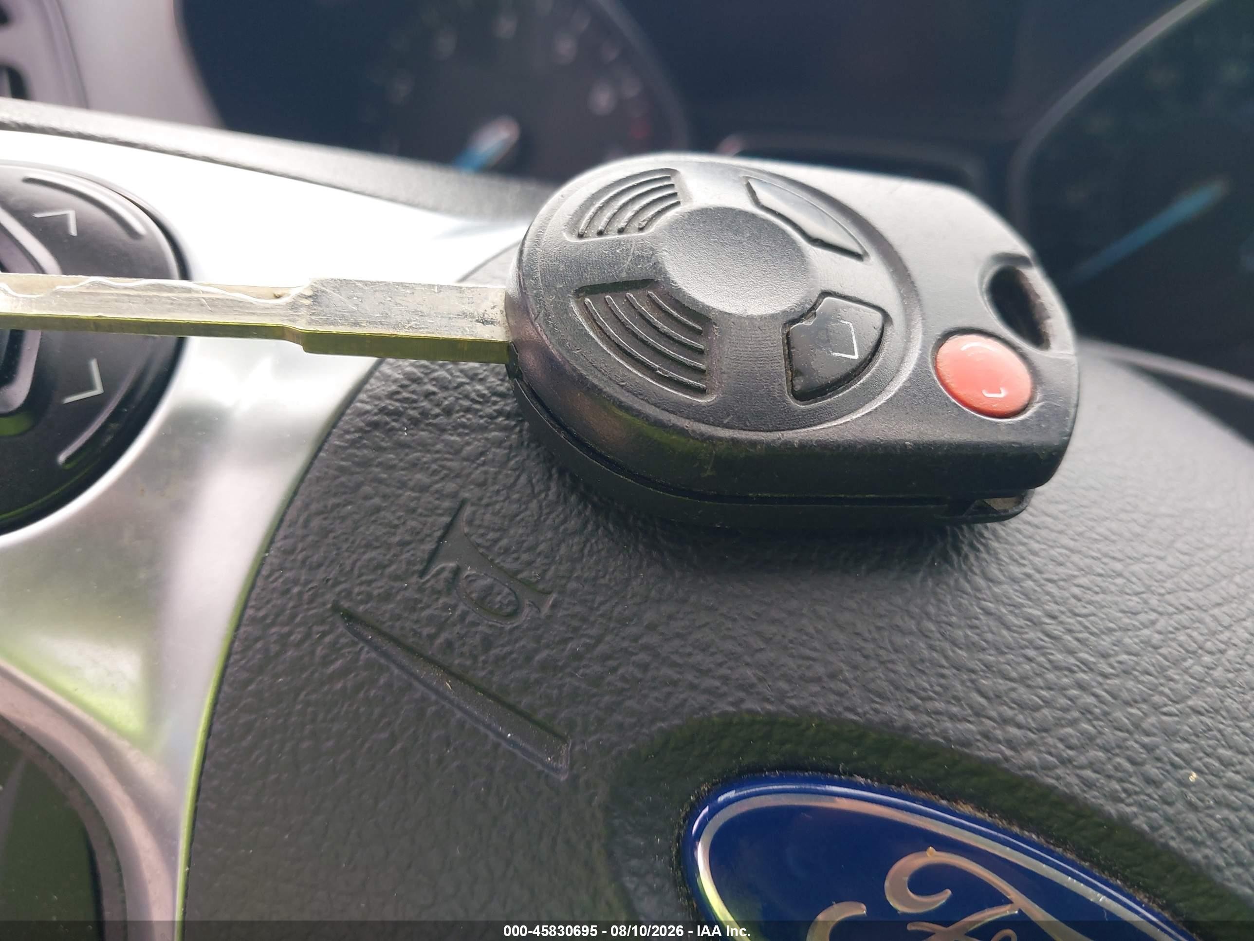 2015 Ford Escape S Silver vin: 1FMCU0F73FUA61555