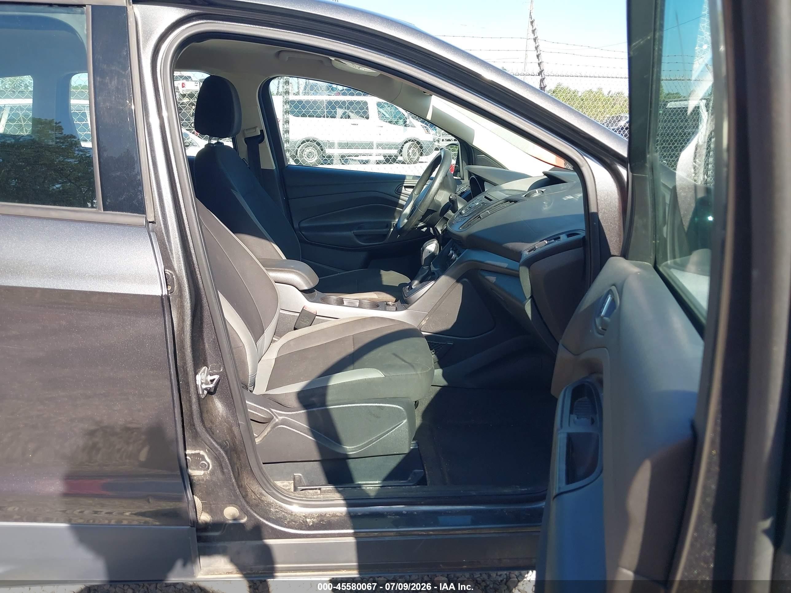 2015 Ford Escape S Gray vin: 1FMCU0F73FUB16330