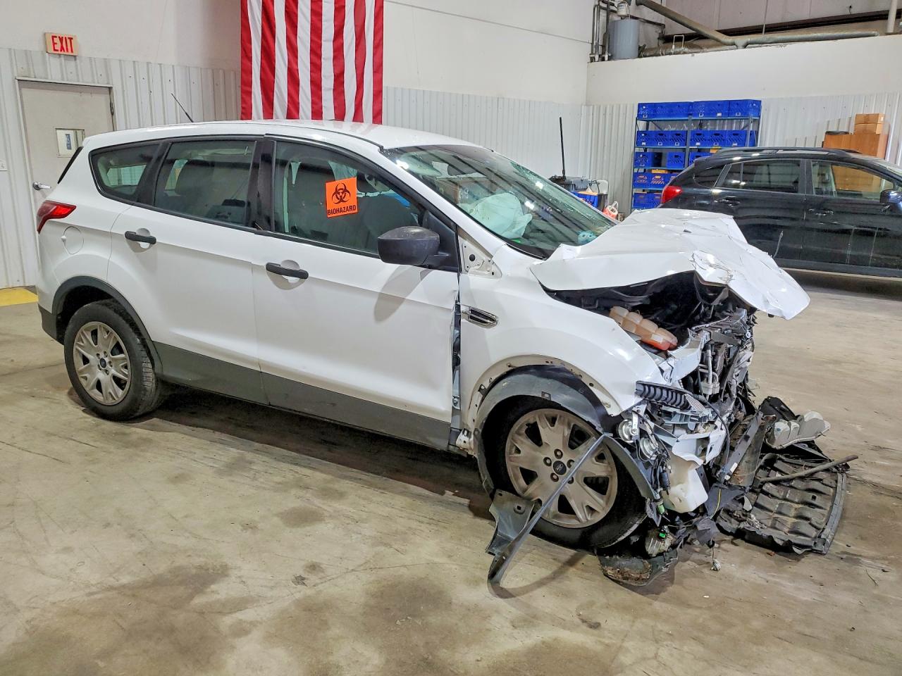 2015 Ford Escape S White vin: 1FMCU0F73FUB35492