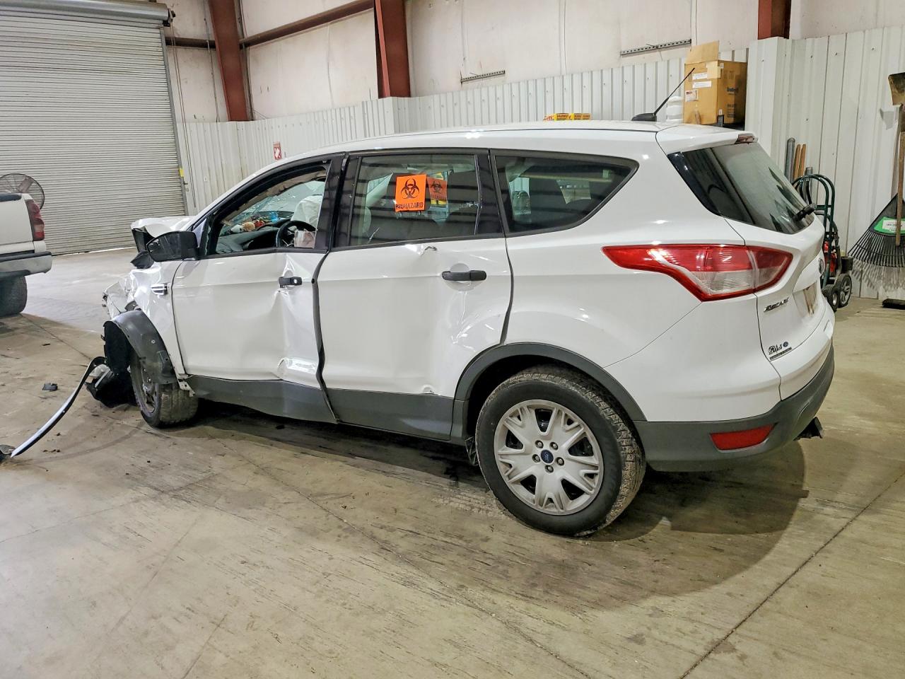 2015 Ford Escape S White vin: 1FMCU0F73FUB35492