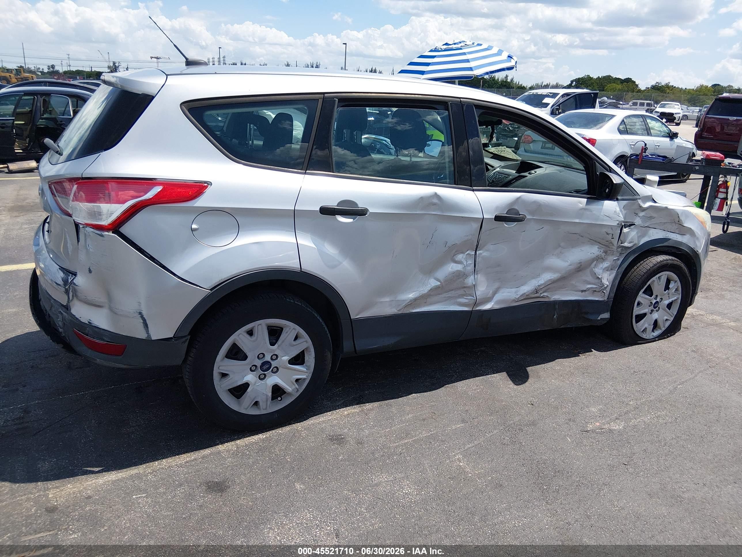 2015 Ford Escape S Silver vin: 1FMCU0F73FUC55972
