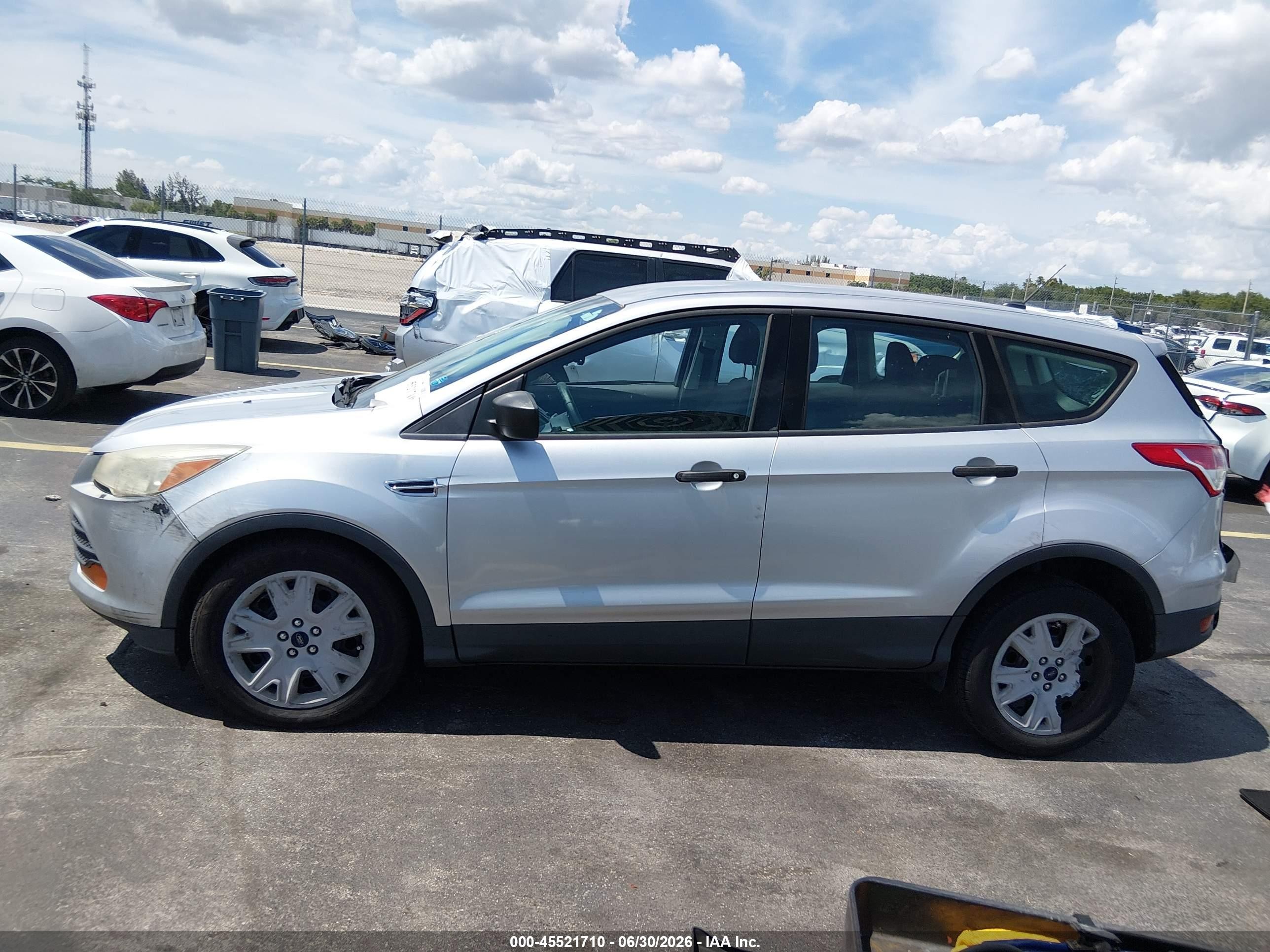 2015 Ford Escape S Silver vin: 1FMCU0F73FUC55972