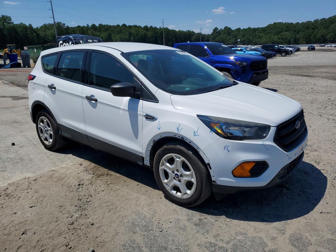2018 Ford Escape S White vin: 1FMCU0F73JUC26951