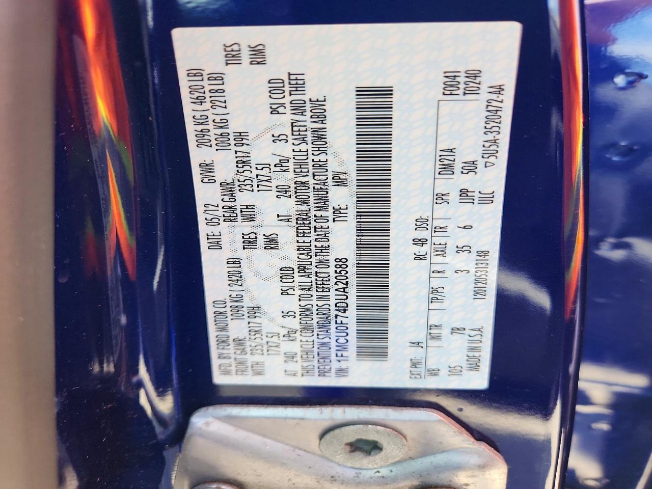 2013 Ford Escape Blue vin: 1FMCU0F74DUA20588