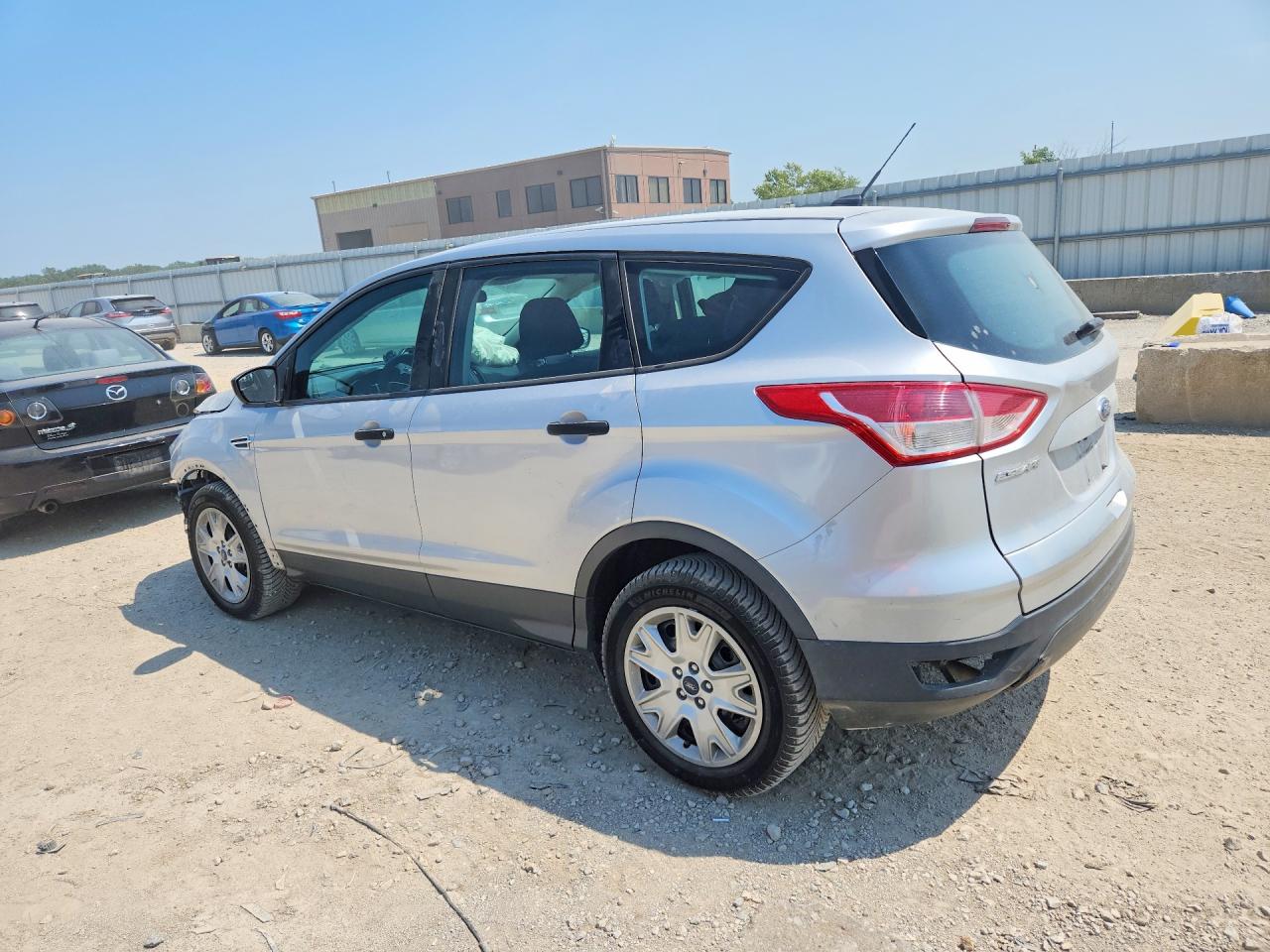 2013 Ford Escape Серебряный vin: 1FMCU0F74DUC23481