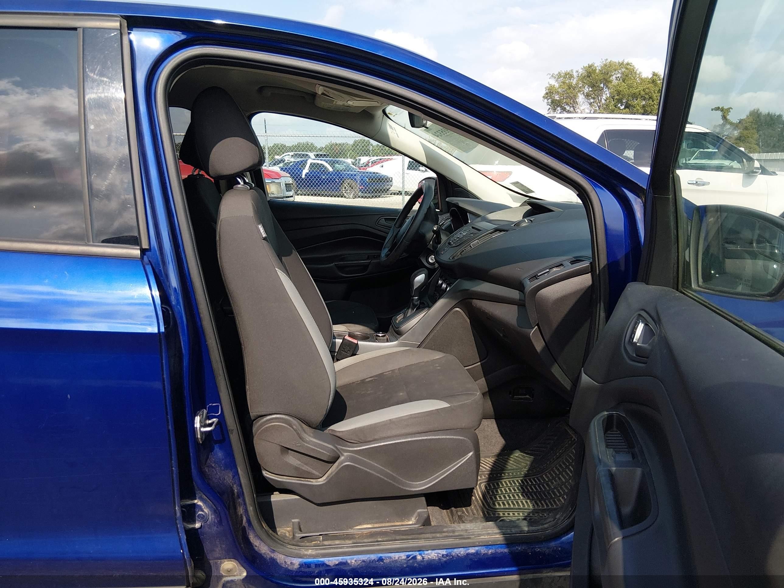 2013 Ford Escape S Blue vin: 1FMCU0F74DUC56383