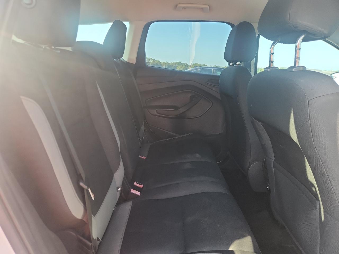 2014 Ford Escape S White vin: 1FMCU0F74EUA35545