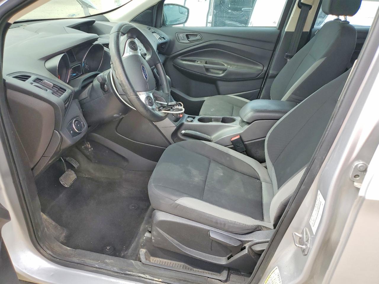 2014 Ford Escape S Серебряный vin: 1FMCU0F74EUA76113