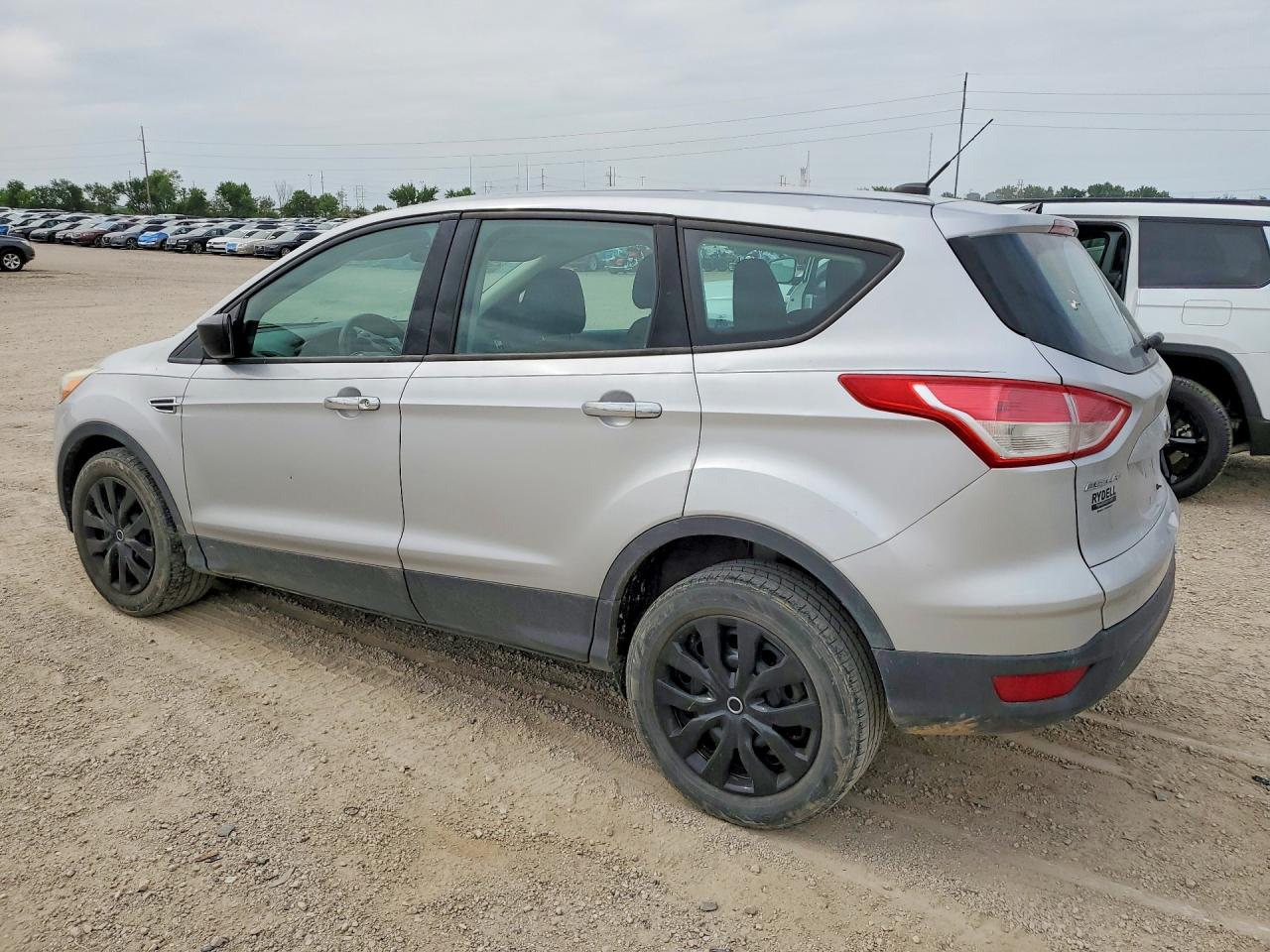 2014 Ford Escape S Серебряный vin: 1FMCU0F74EUA76113