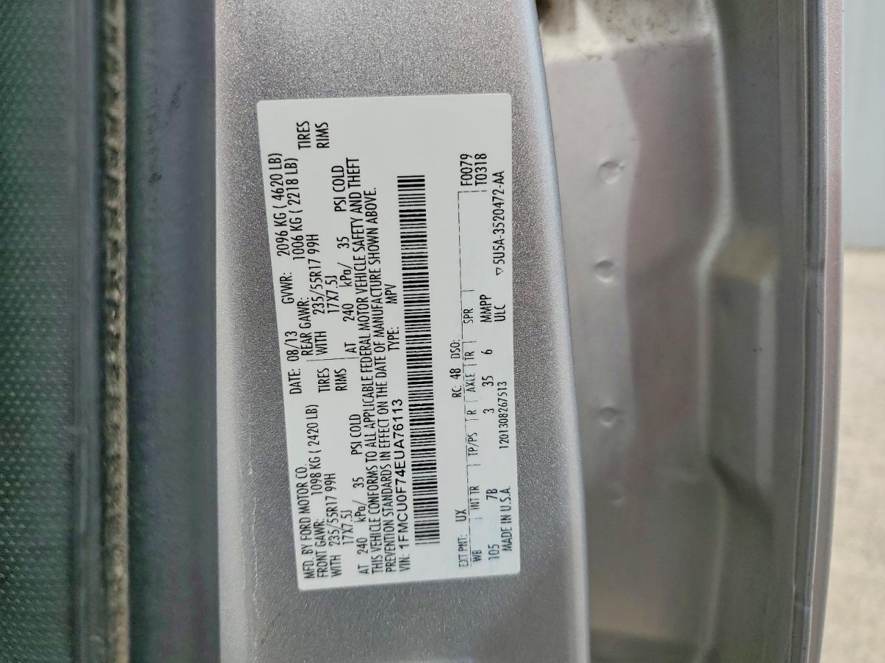 2014 Ford Escape S Серебряный vin: 1FMCU0F74EUA76113