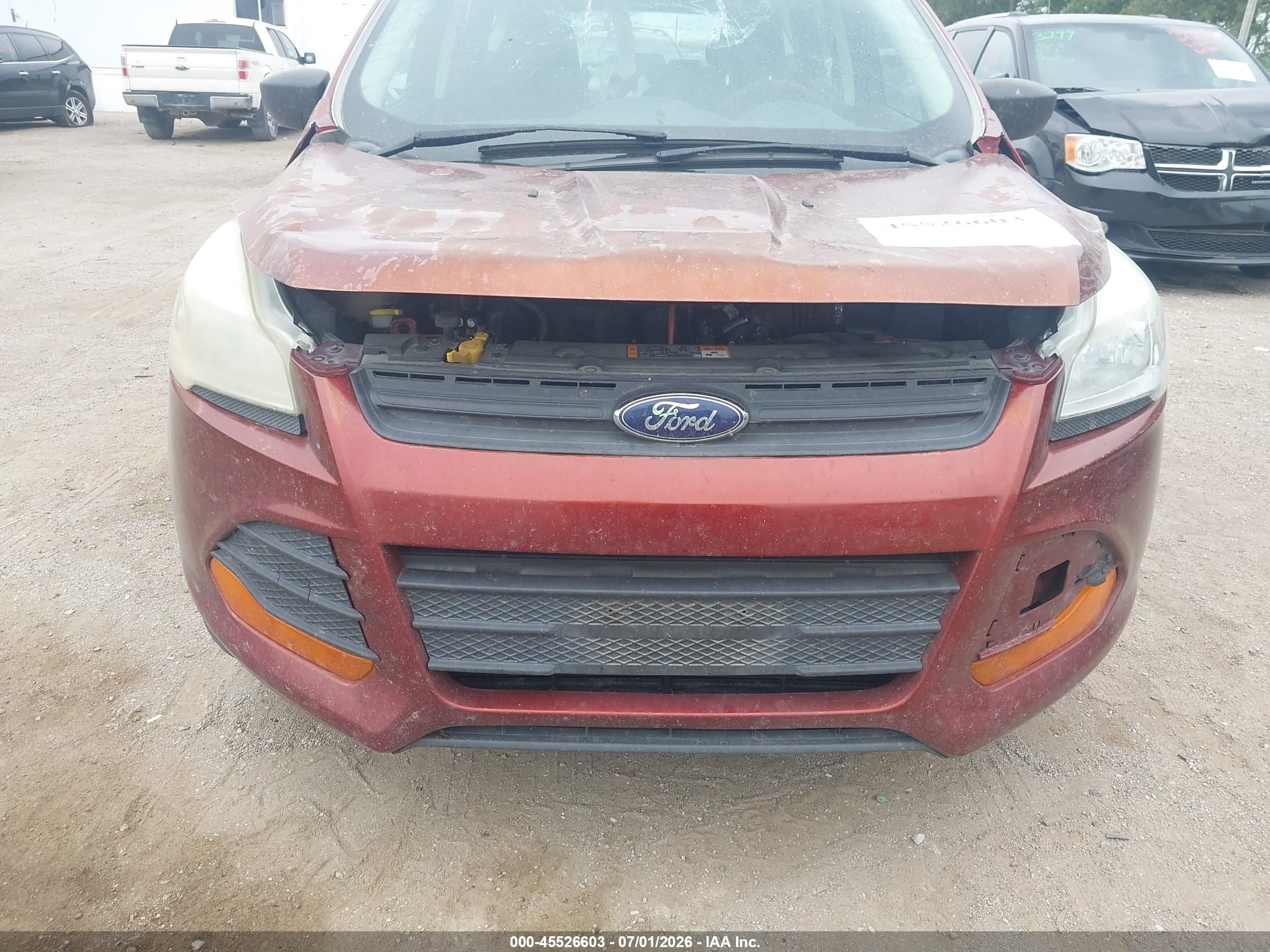 2014 Ford Escape S Оранжевый vin: 1FMCU0F74EUD17183