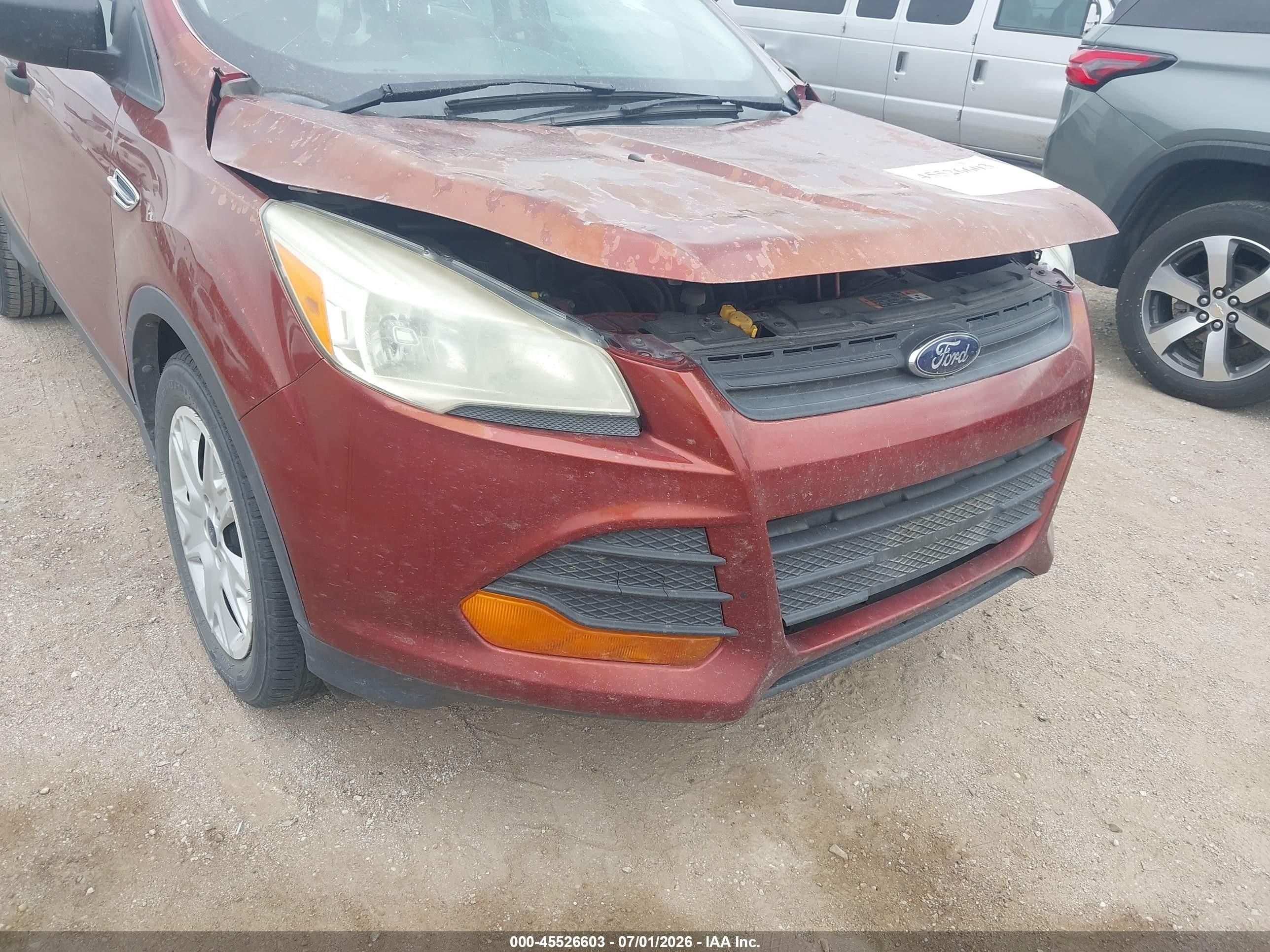 2014 Ford Escape S Оранжевый vin: 1FMCU0F74EUD17183