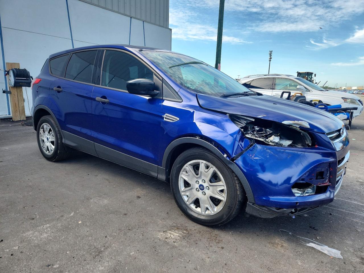 2014 Ford Escape S Blue vin: 1FMCU0F74EUD29592