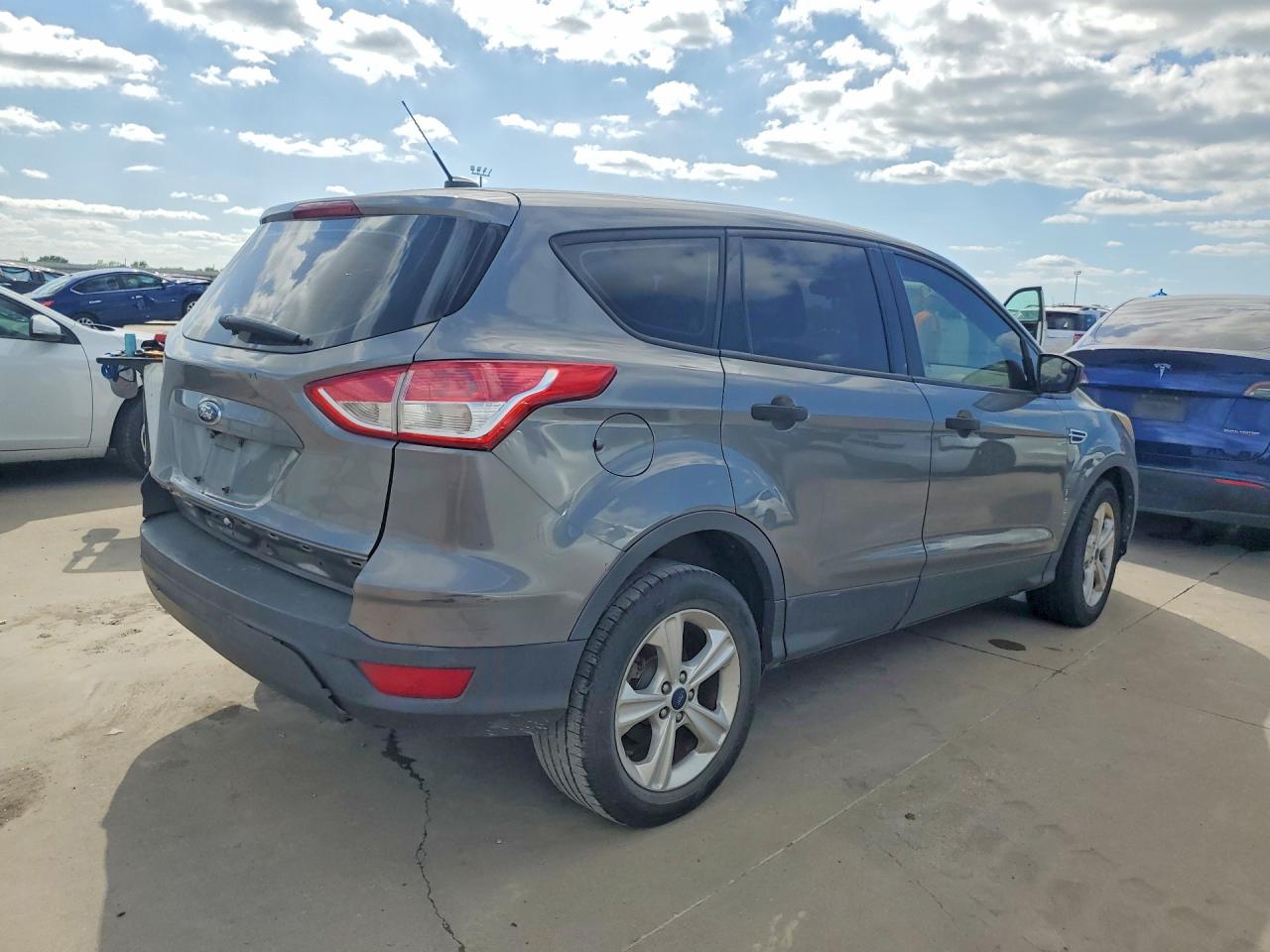 2014 Ford Escape S Gray vin: 1FMCU0F74EUE25822