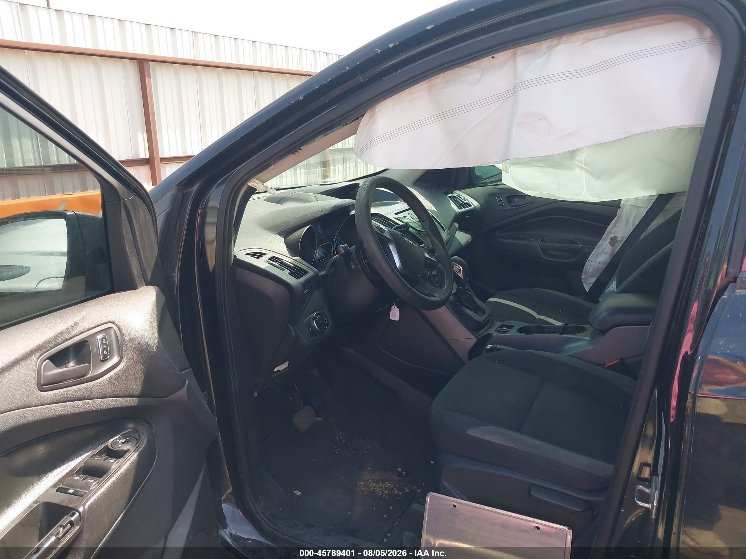 2014 Ford Escape S Черный vin: 1FMCU0F74EUE31605