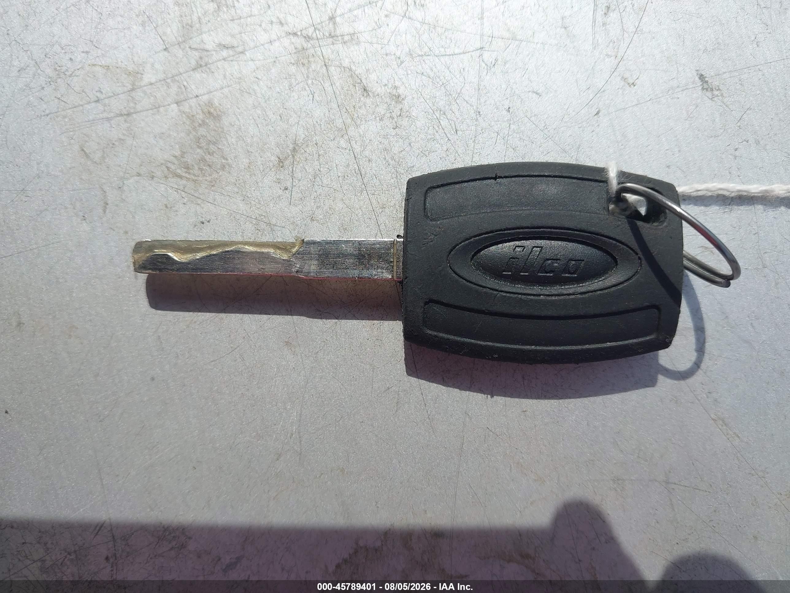 2014 Ford Escape S Черный vin: 1FMCU0F74EUE31605