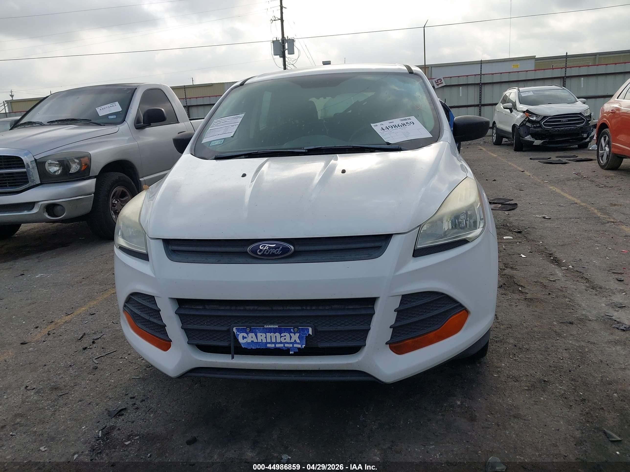 2014 Ford Escape S White vin: 1FMCU0F74EUE53667
