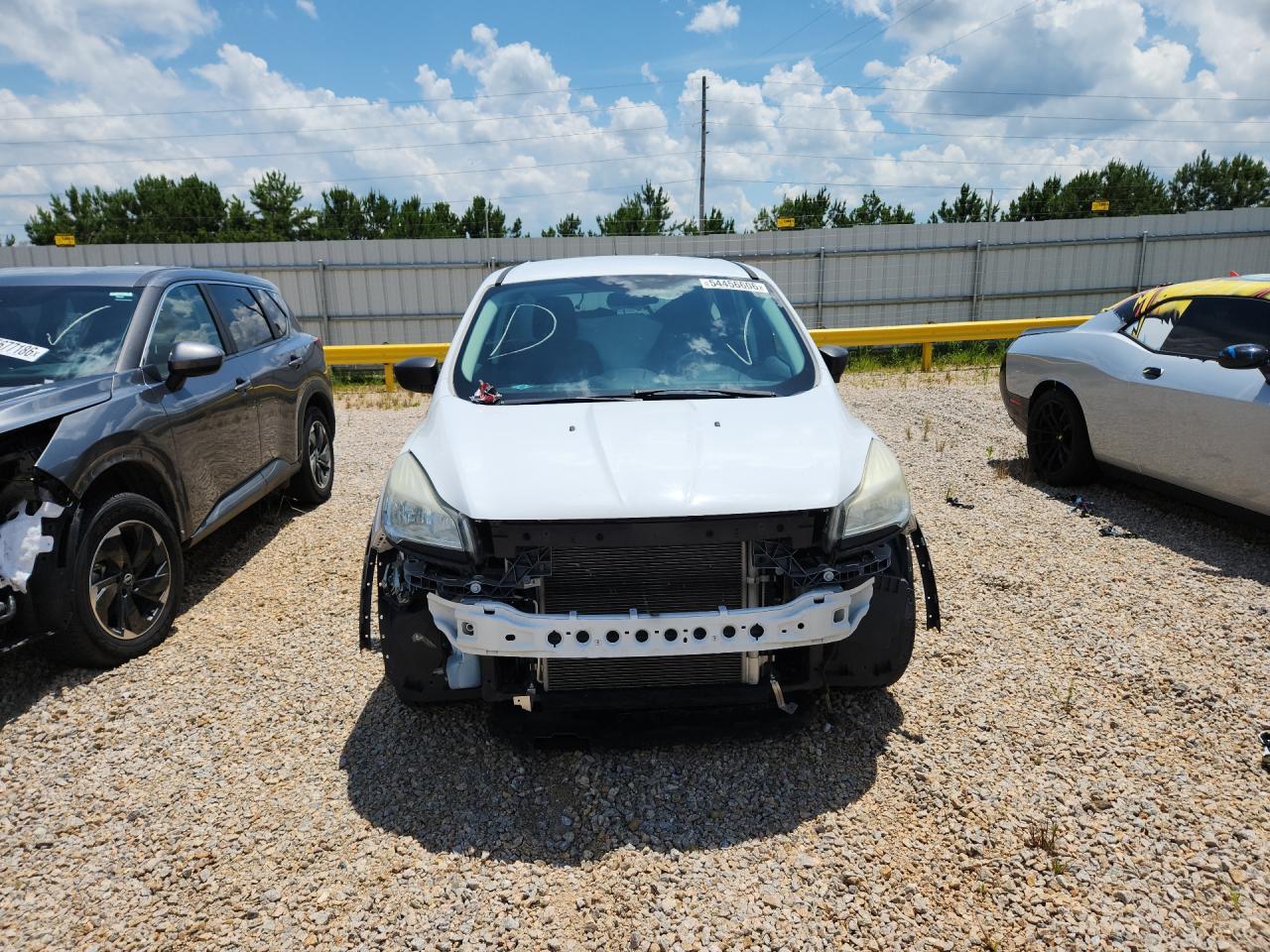 2015 Ford Escape S White vin: 1FMCU0F74FUA54047